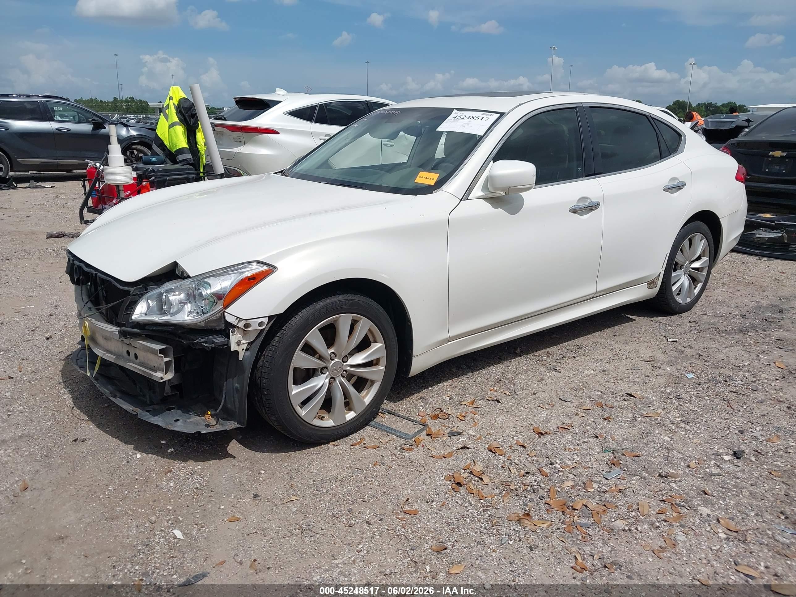2011 Infiniti M37   White vin: JN1BY1AP6BM322286