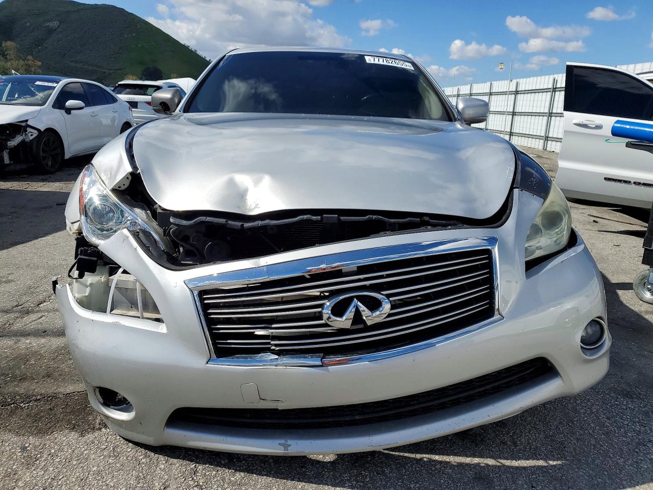 2012 Infiniti M37 Silver vin: JN1BY1AP6CM332320