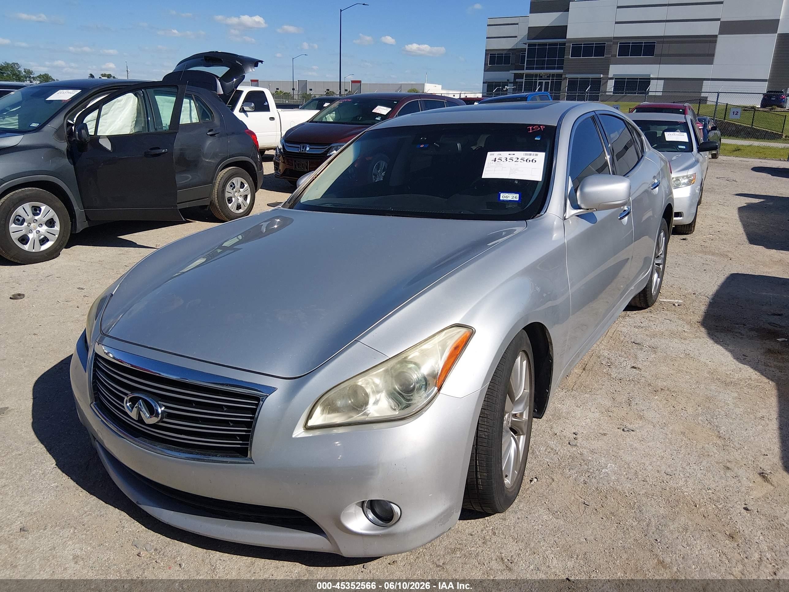 2013 Infiniti M37   Silver vin: JN1BY1AP6DM511295
