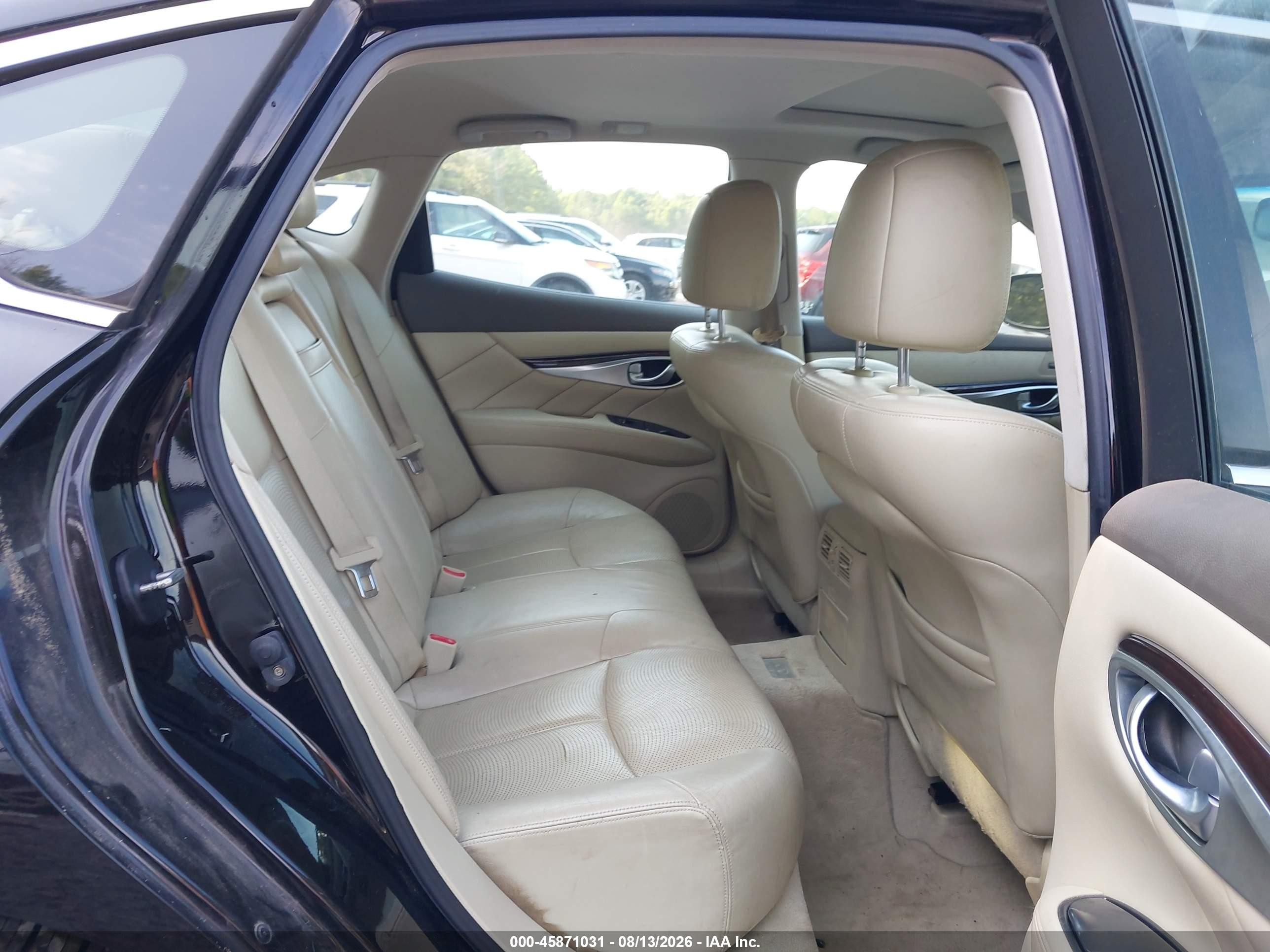 2011 Infiniti M37   Black vin: JN1BY1AP7BM325441