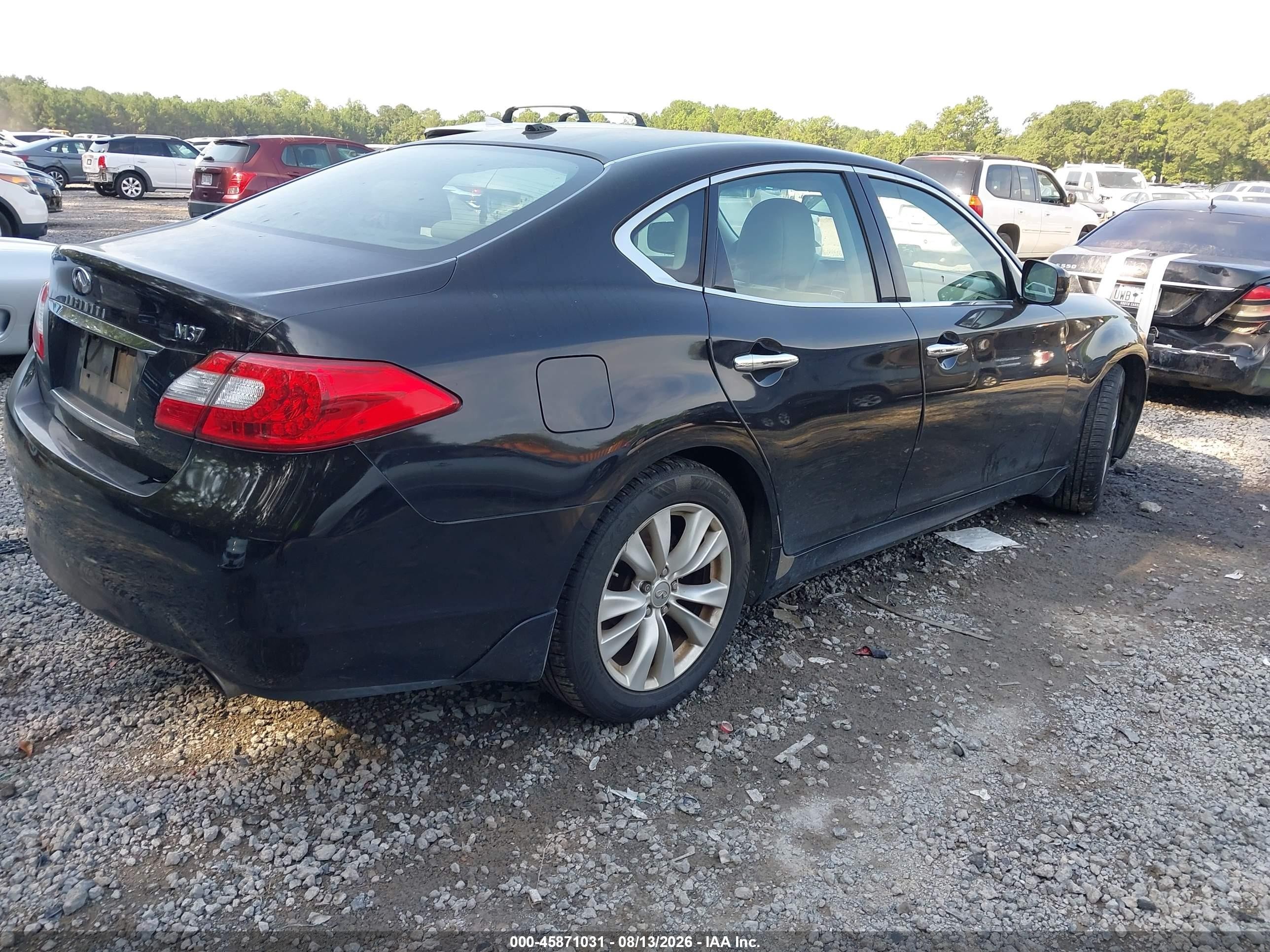 2011 Infiniti M37   Black vin: JN1BY1AP7BM325441