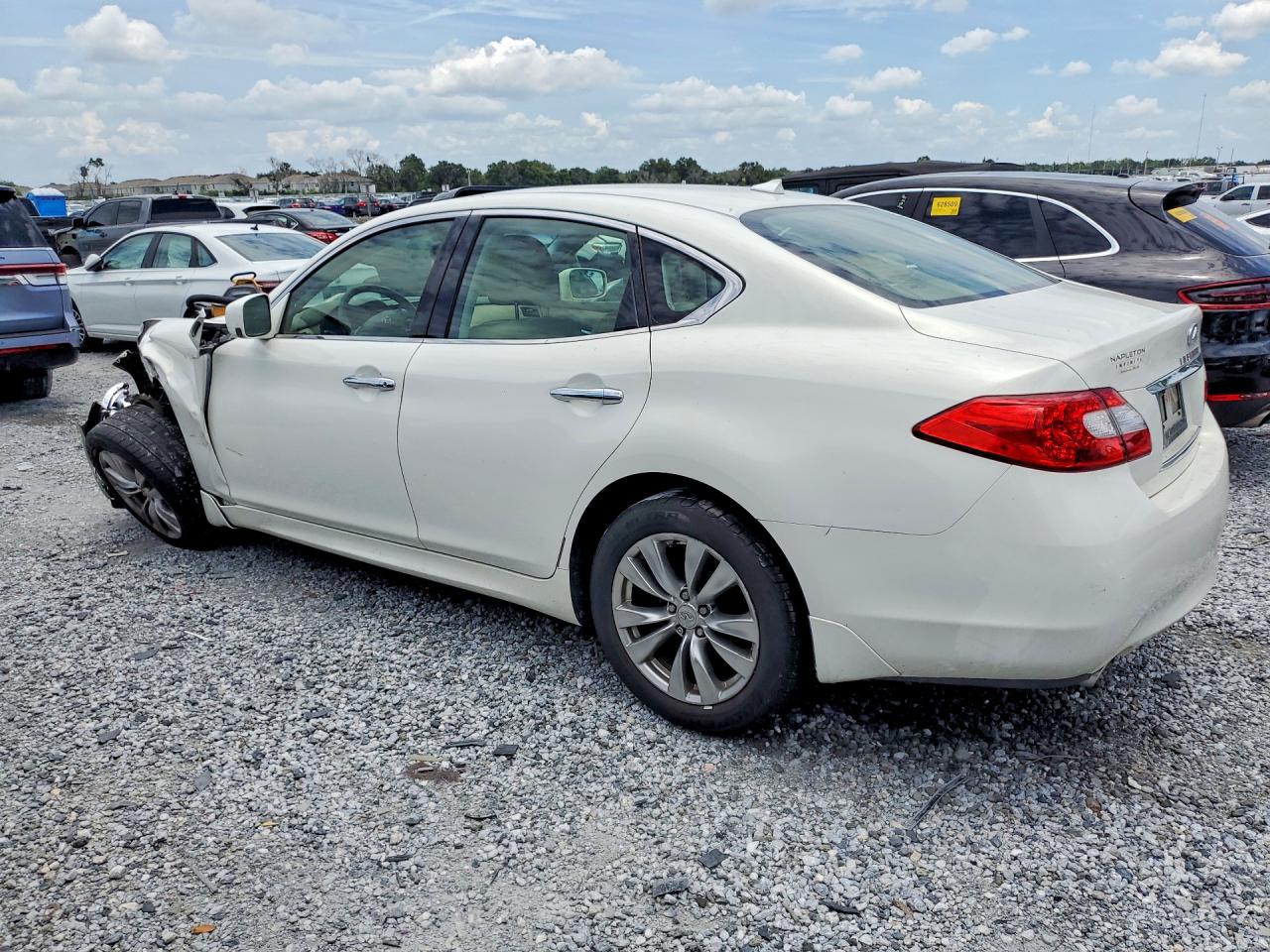 2012 Infiniti M37 Base White vin: JN1BY1AP7CM335730