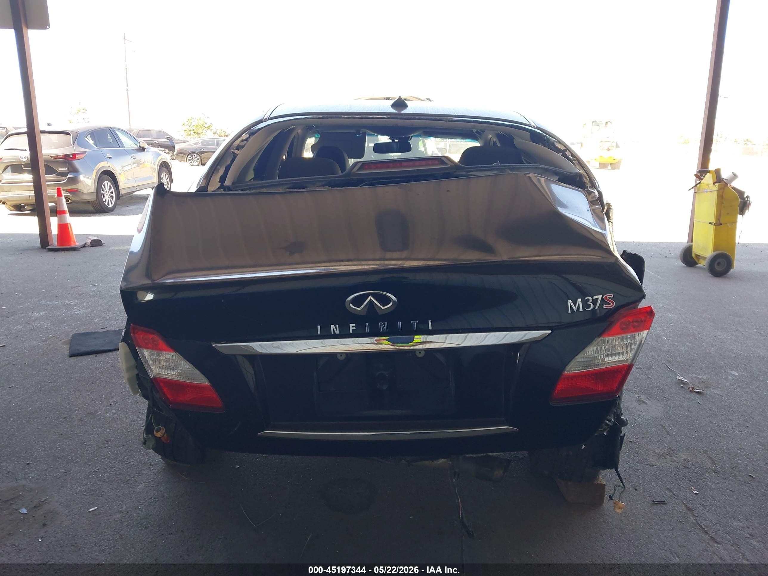 2013 Infiniti M37   Black vin: JN1BY1AP7DM513217