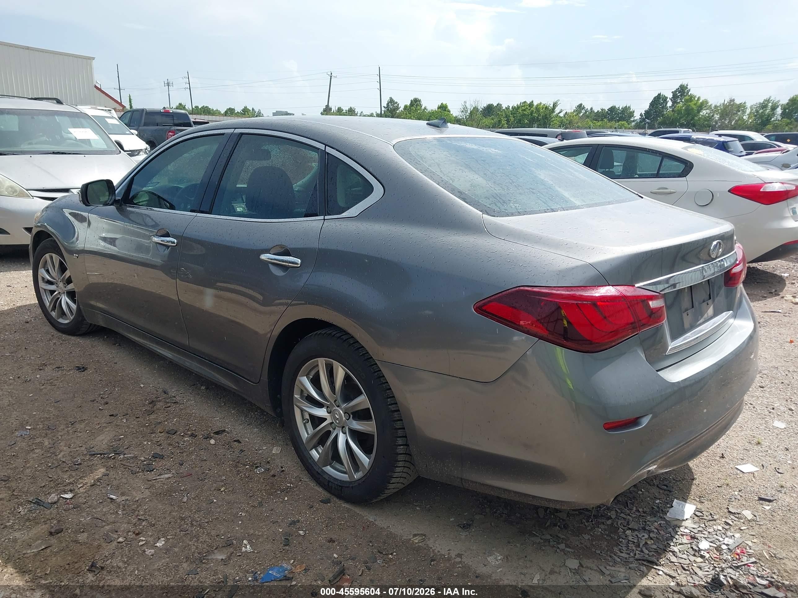 2015 Infiniti Q70 3.7 Gray vin: JN1BY1AP7FM541005