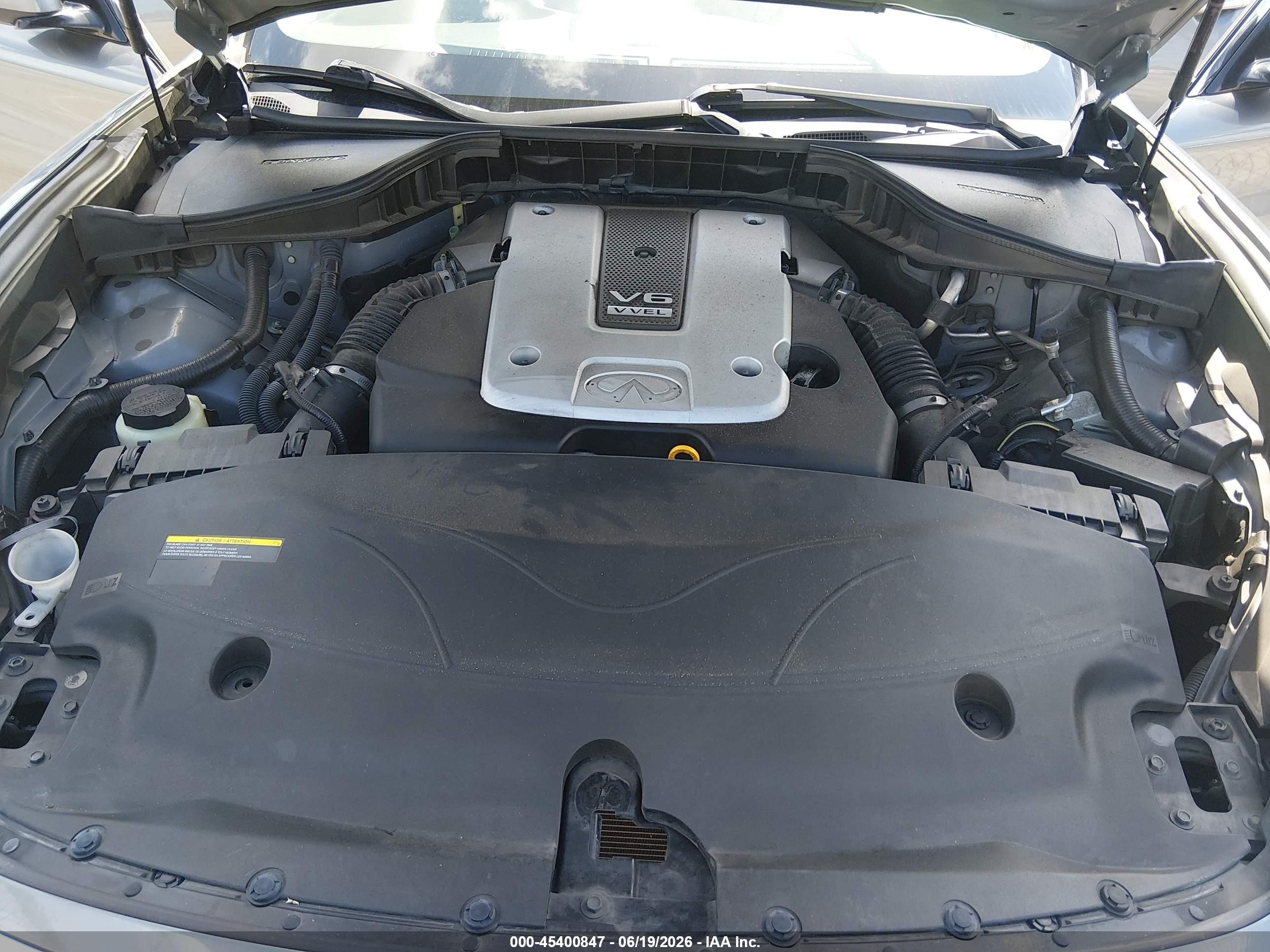 2015 Infiniti Q70 3.7 Серый vin: JN1BY1AP7FM541733