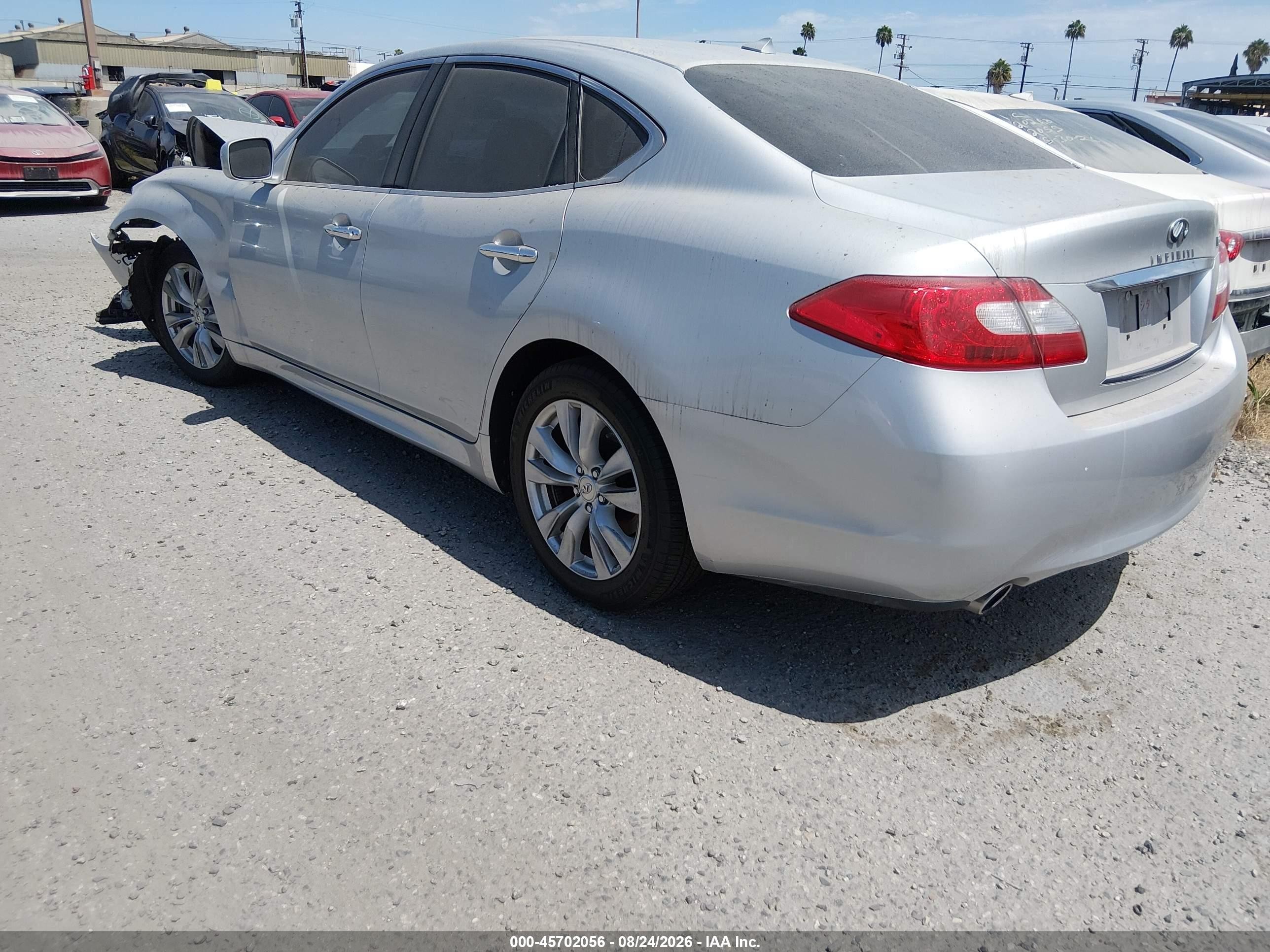 2011 Infiniti M37   Серебряный vin: JN1BY1AP8BM322435