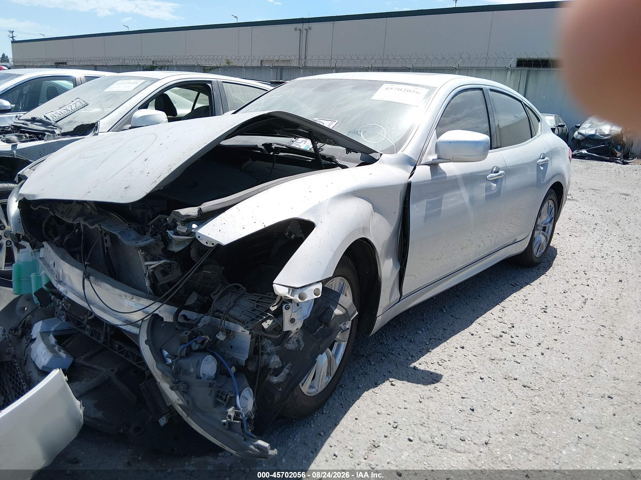 2011 Infiniti M37   Серебряный vin: JN1BY1AP8BM322435
