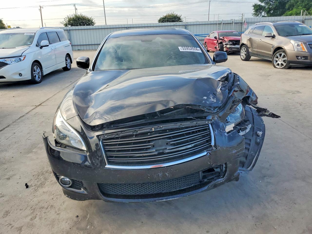 2014 Infiniti Q70 3.7 Black vin: JN1BY1AP8EM260538