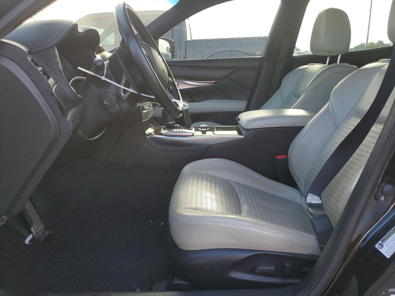 2014 Infiniti Q70 3.7 Black vin: JN1BY1AP8EM260538