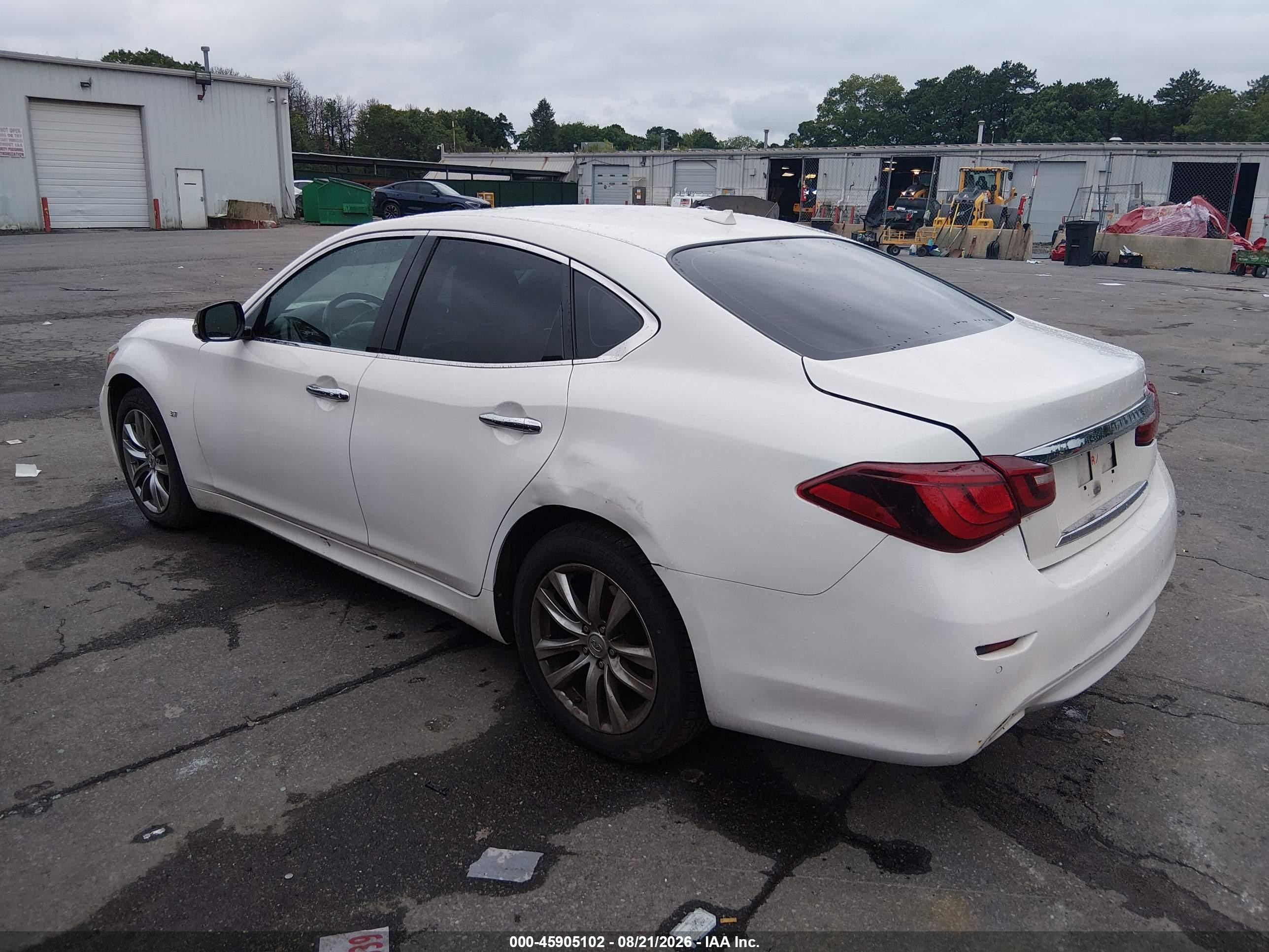 2015 Infiniti Q70 3.7 White vin: JN1BY1AP8FM540316