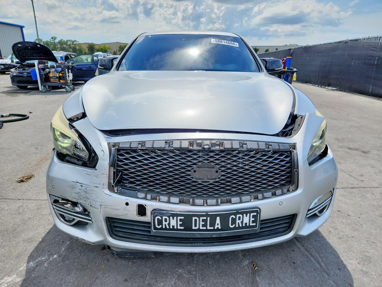 2015 Infiniti Q70 3.7 Silver vin: JN1BY1AP8FM541997