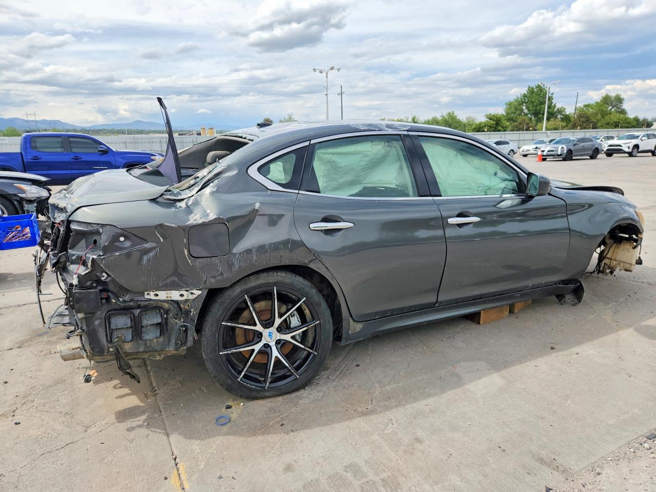 2011 Infiniti M37 Base Gray vin: JN1BY1AP9BM324419