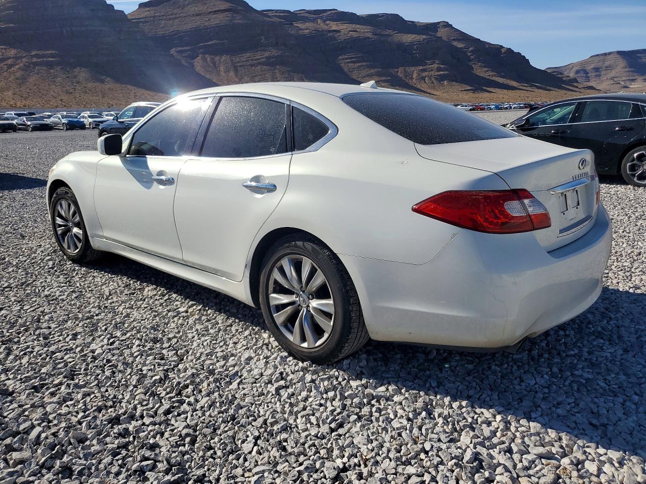 2012 Infiniti M37 Белый vin: JN1BY1AP9CM334305