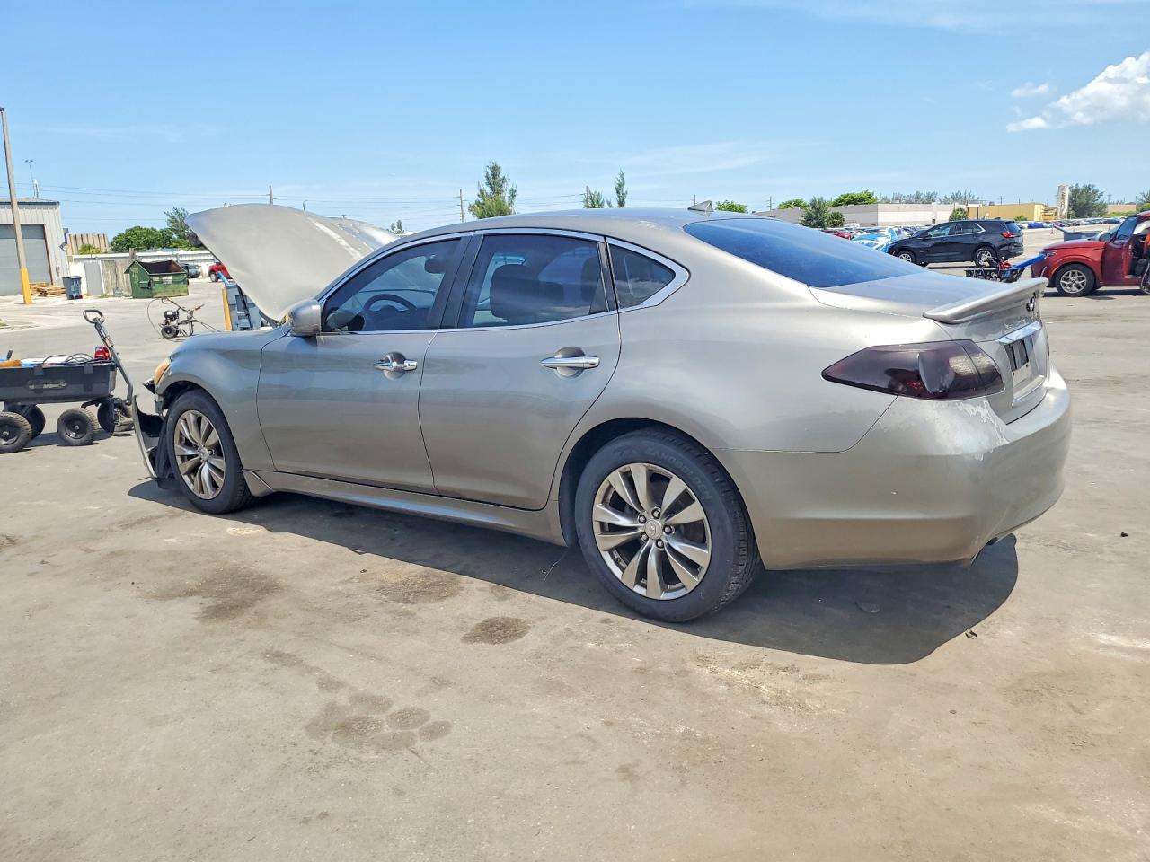 2012 Infiniti M37 Base Tan vin: JN1BY1AP9CM335194