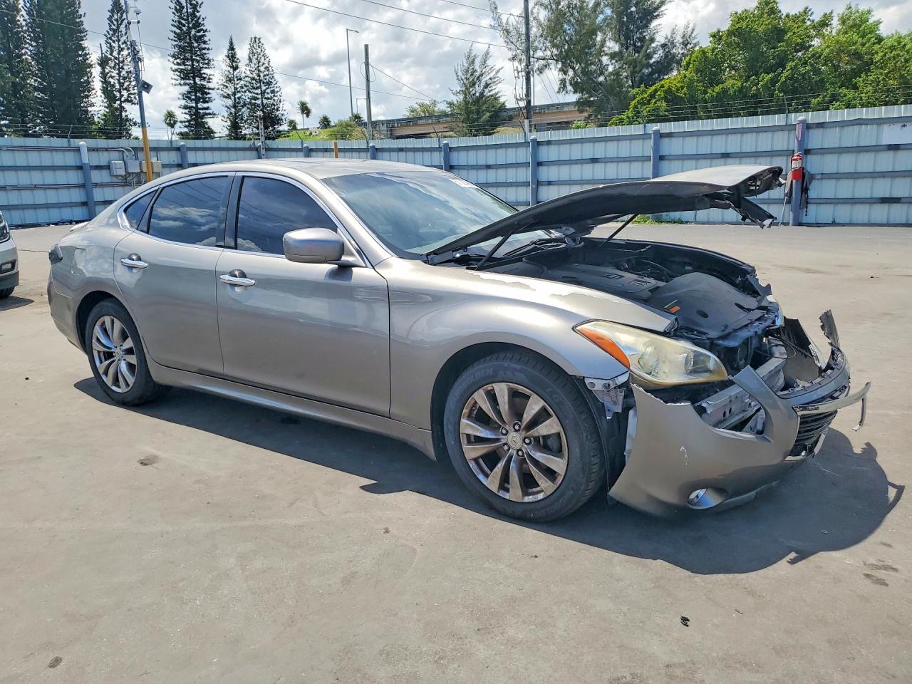 2012 Infiniti M37 Base Tan vin: JN1BY1AP9CM335194