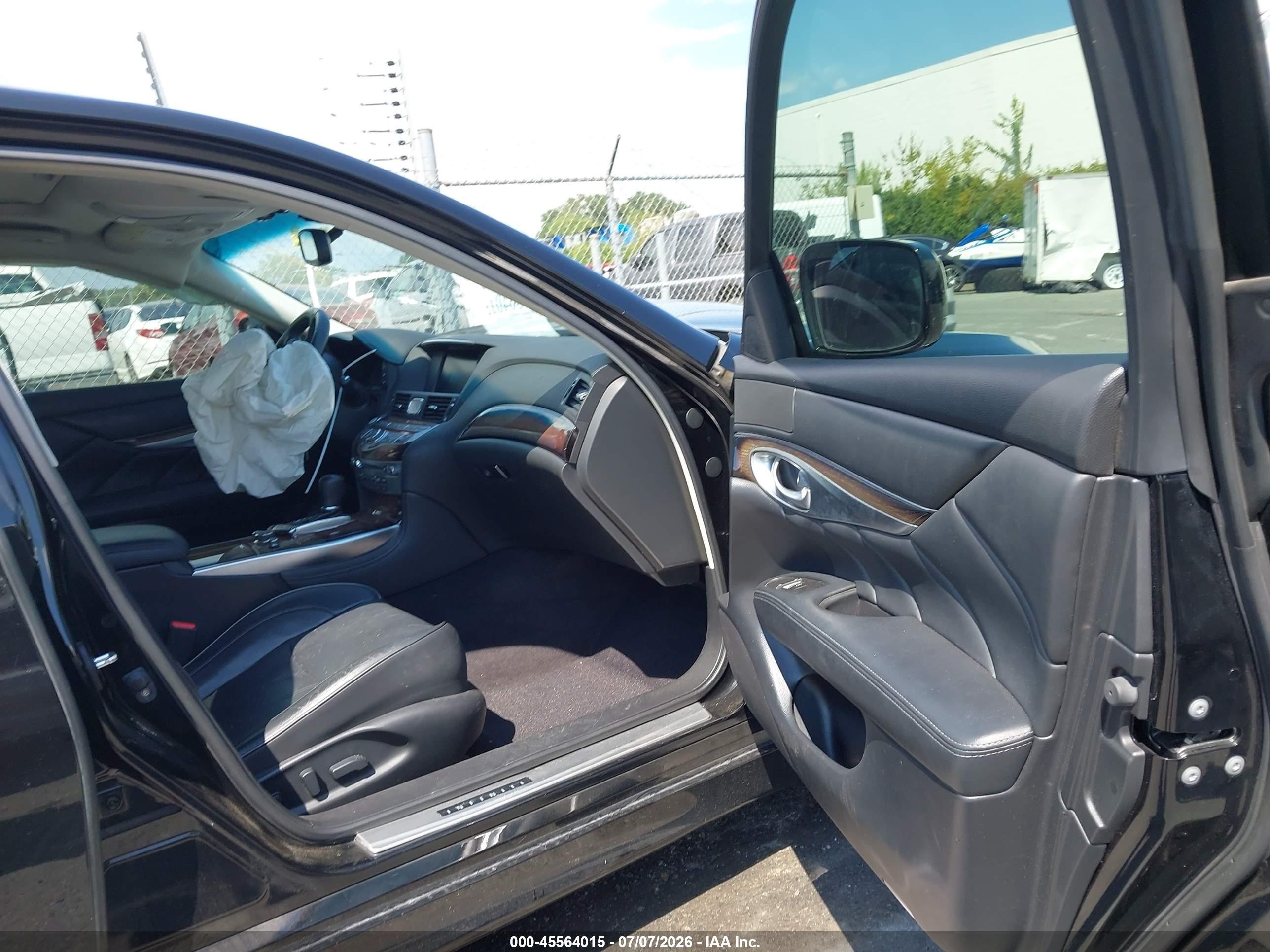 2013 Infiniti M37   Black vin: JN1BY1AP9DM511646