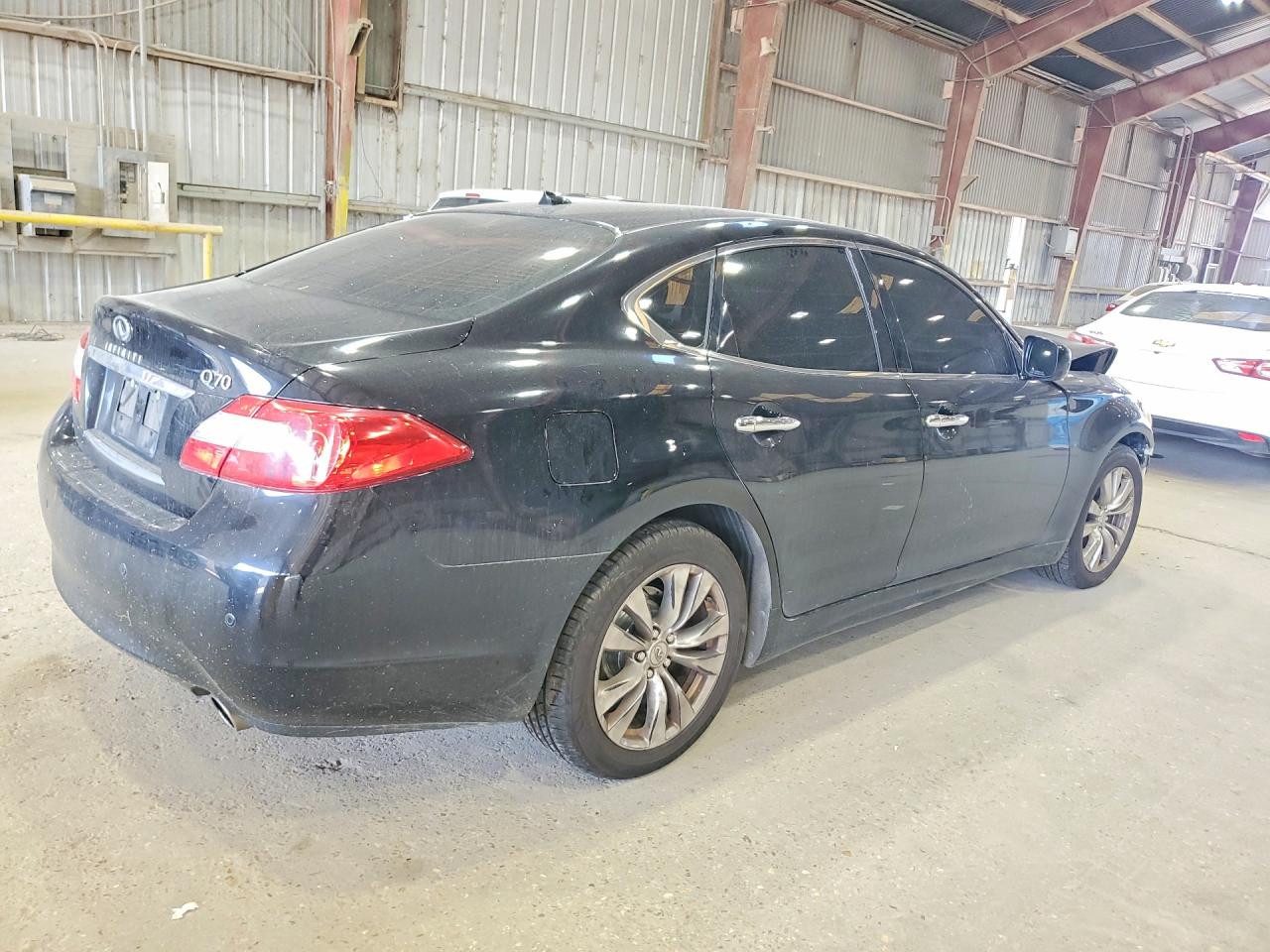 2014 Infiniti Q70 3.7 Black vin: JN1BY1AP9EM260208