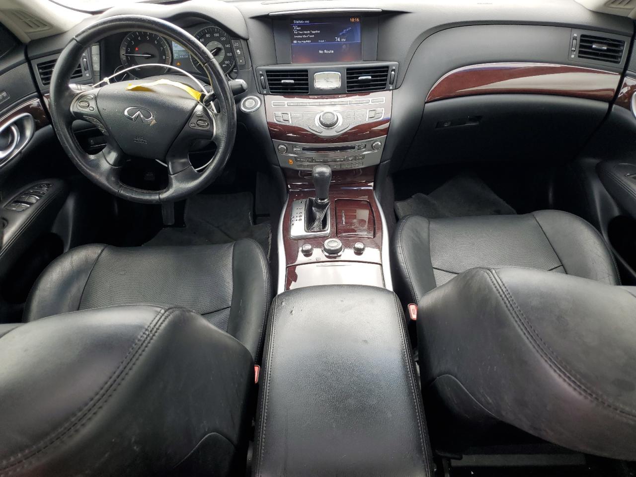 2016 Infiniti Q70 3.7 Серый vin: JN1BY1AP9GM220052