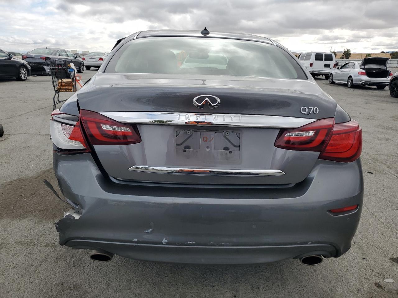 2016 Infiniti Q70 3.7 Серый vin: JN1BY1AP9GM220052