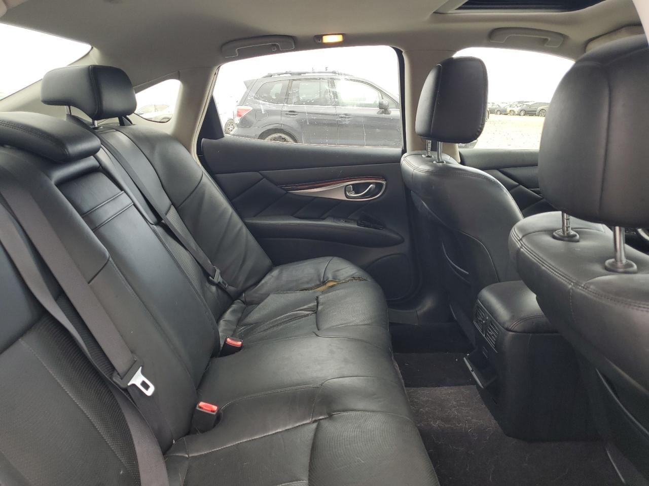 2016 Infiniti Q70 3.7 Серый vin: JN1BY1AP9GM220052