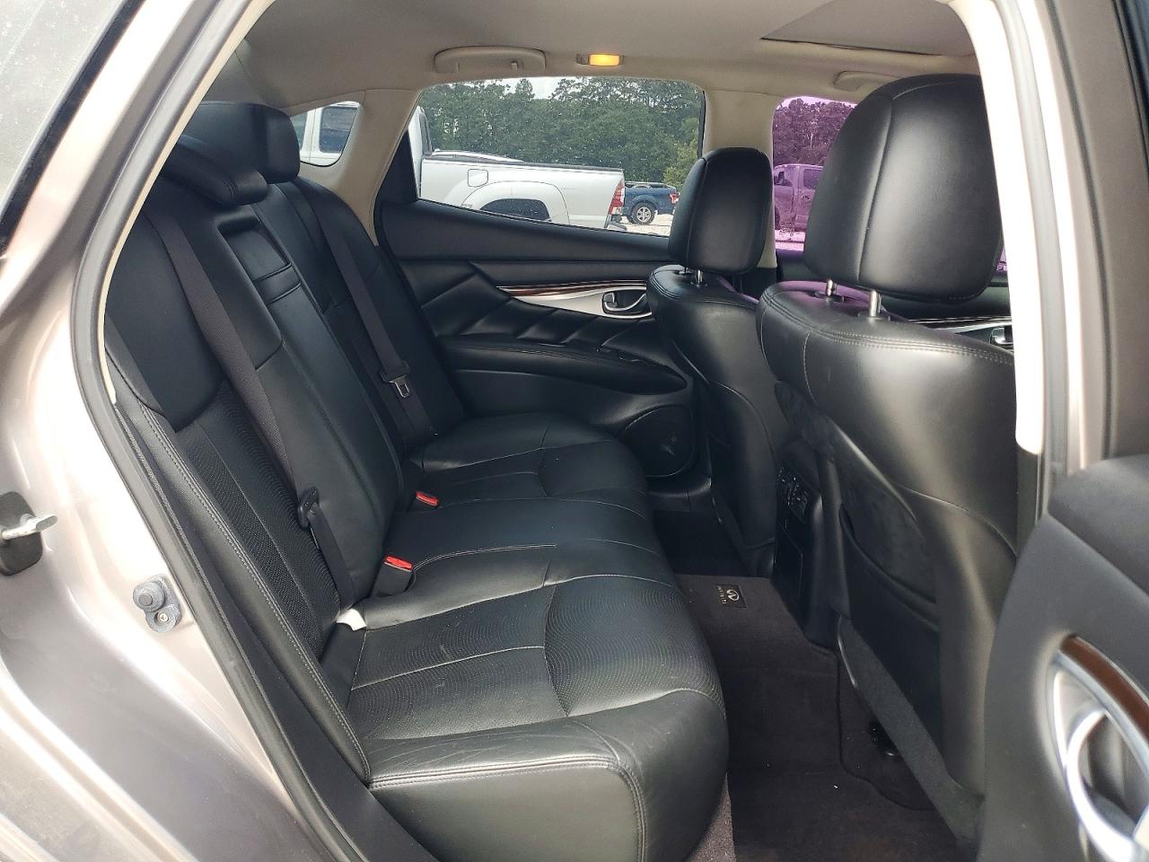 2014 Infiniti Q70 3.7 Gray vin: JN1BY1APXEM260329