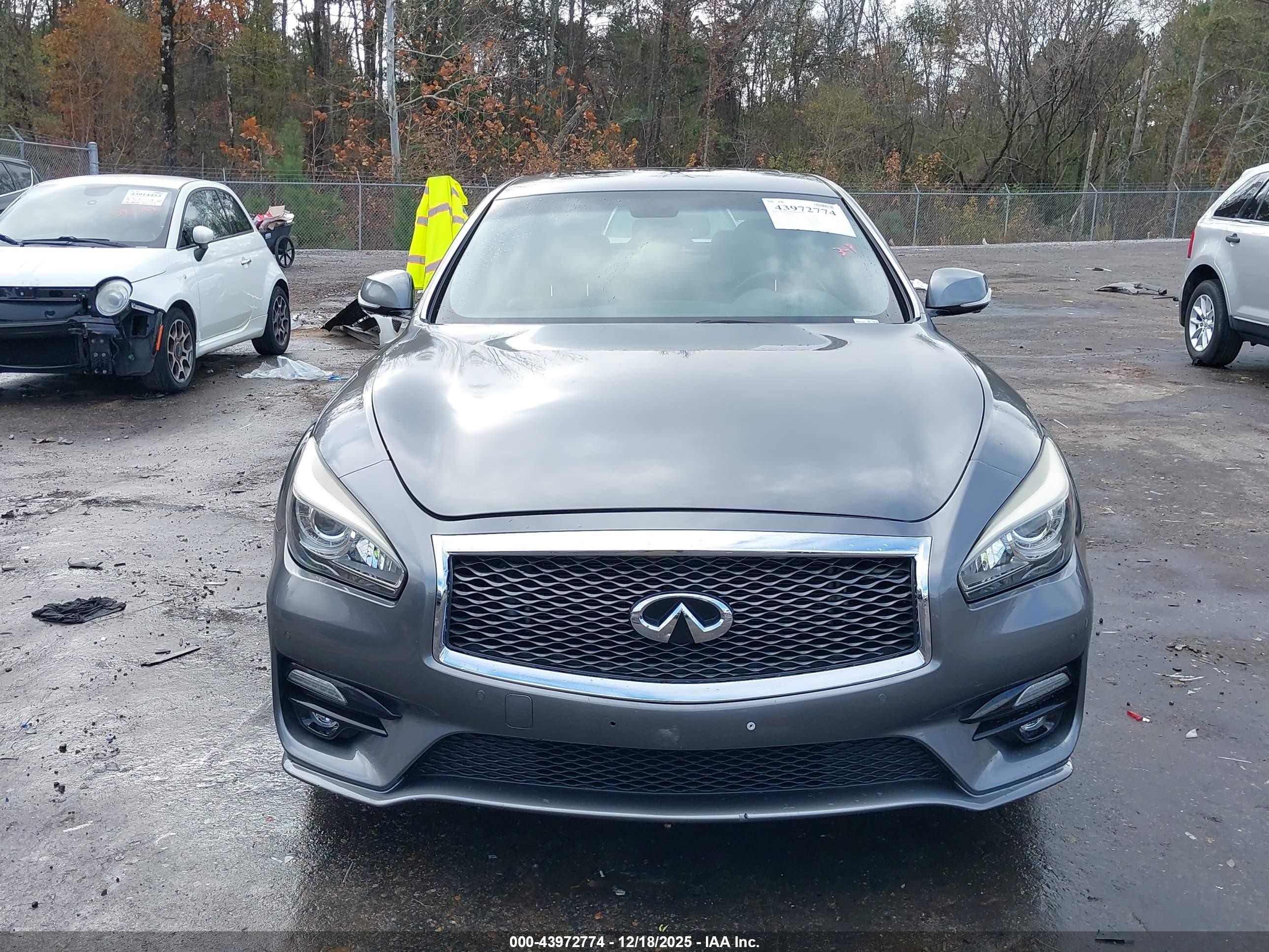 2015 Infiniti Q70 3.7 Gray vin: JN1BY1APXFM542603
