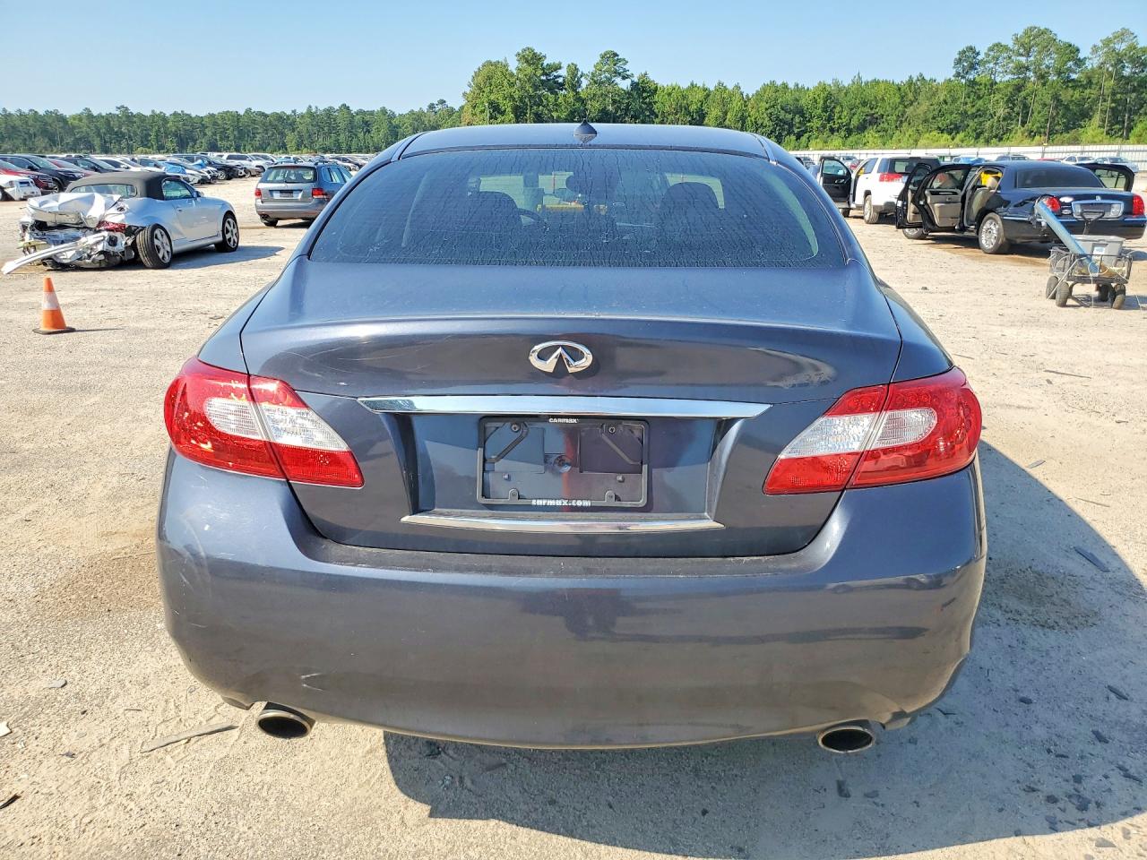 2011 Infiniti M37 X Blue vin: JN1BY1AR0BM370674