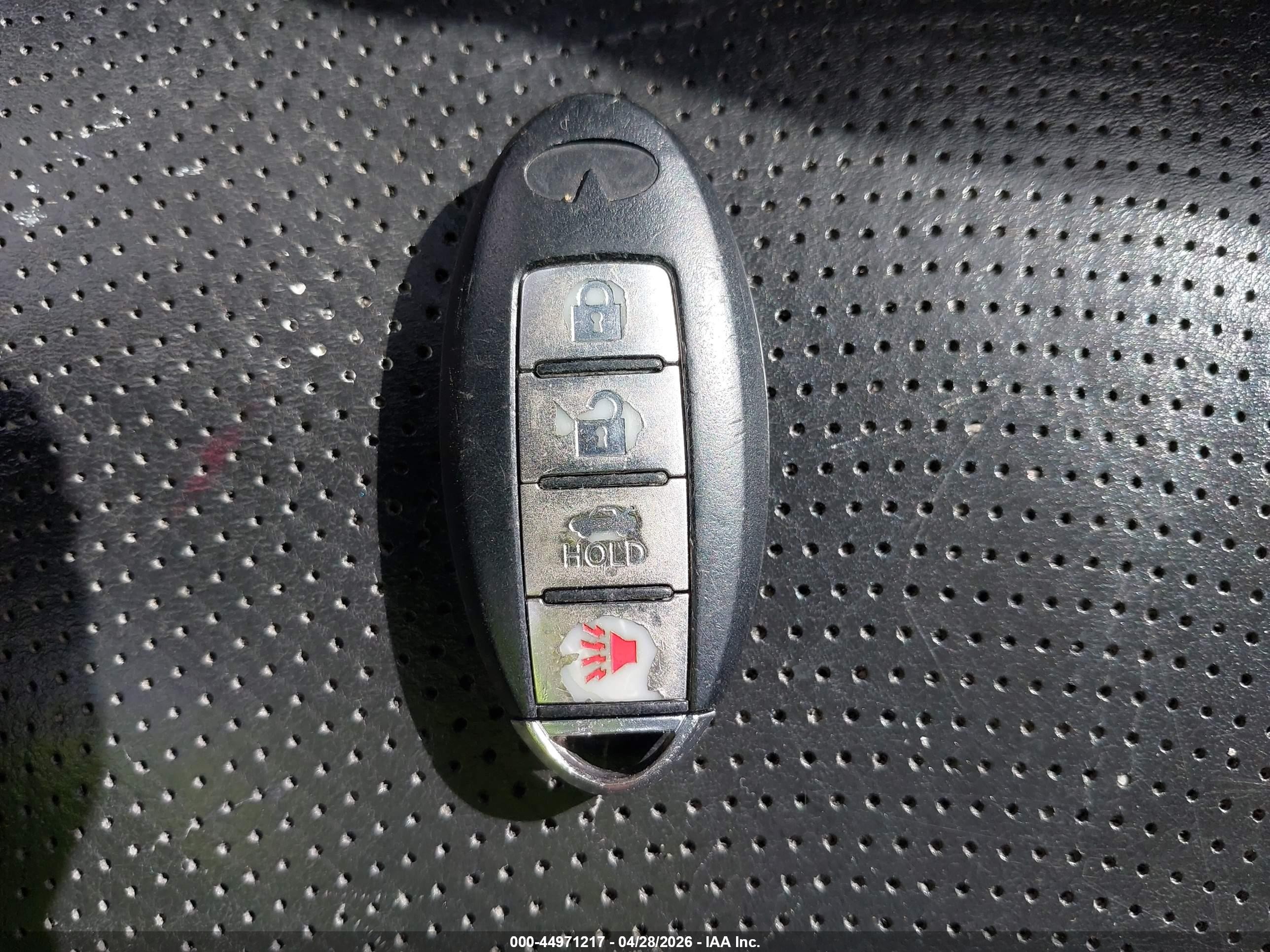 2012 Infiniti M37x   Silver vin: JN1BY1AR0CM390750