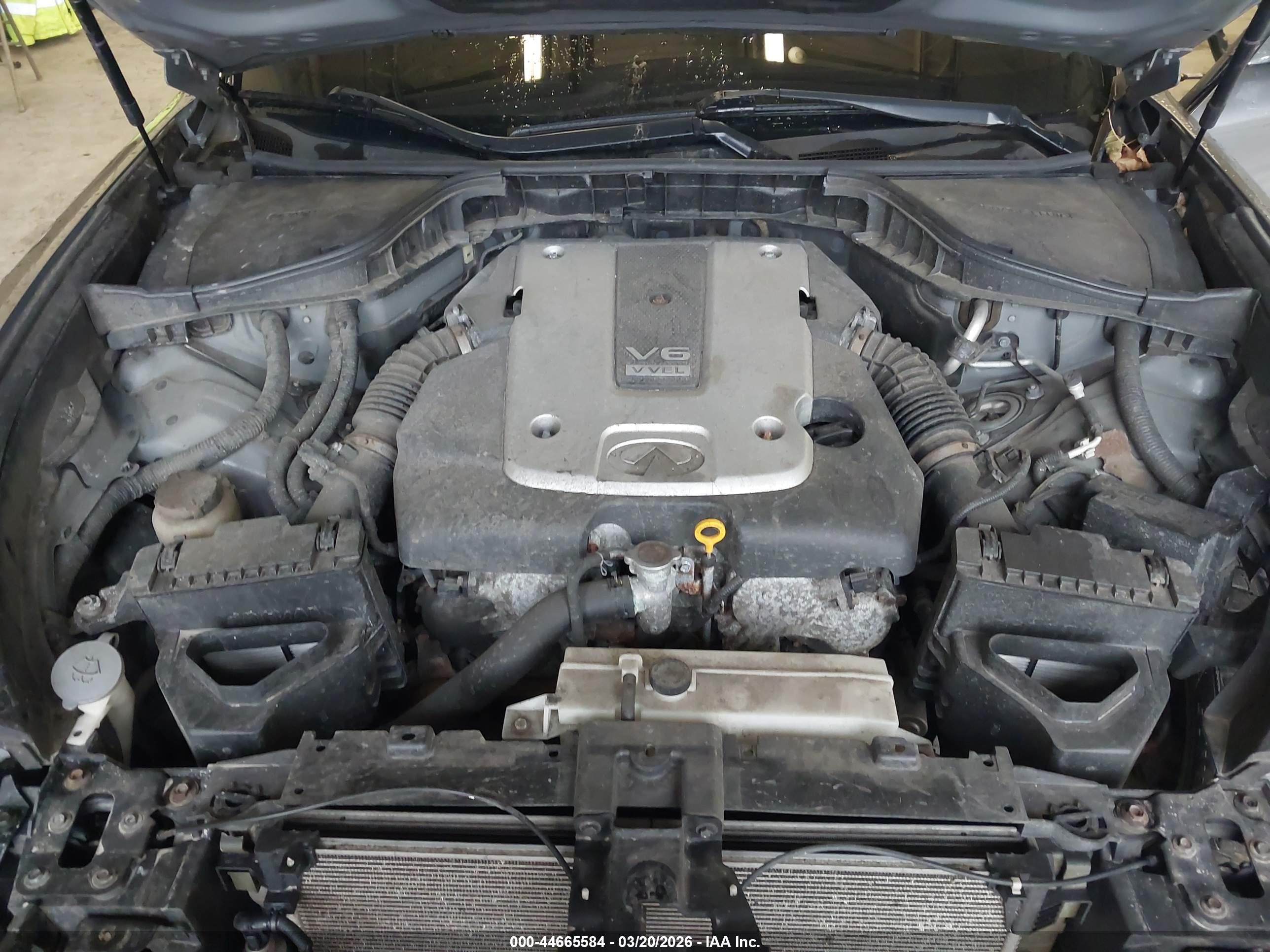 2012 Infiniti M37x   Серебряный vin: JN1BY1AR0CM392319