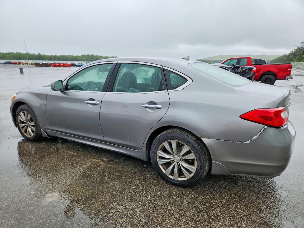 2013 Infiniti M37 X Silver vin: JN1BY1AR0DM600183