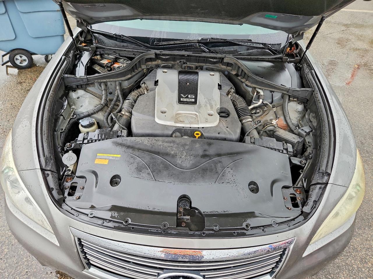 2013 Infiniti M37 X Silver vin: JN1BY1AR0DM600183