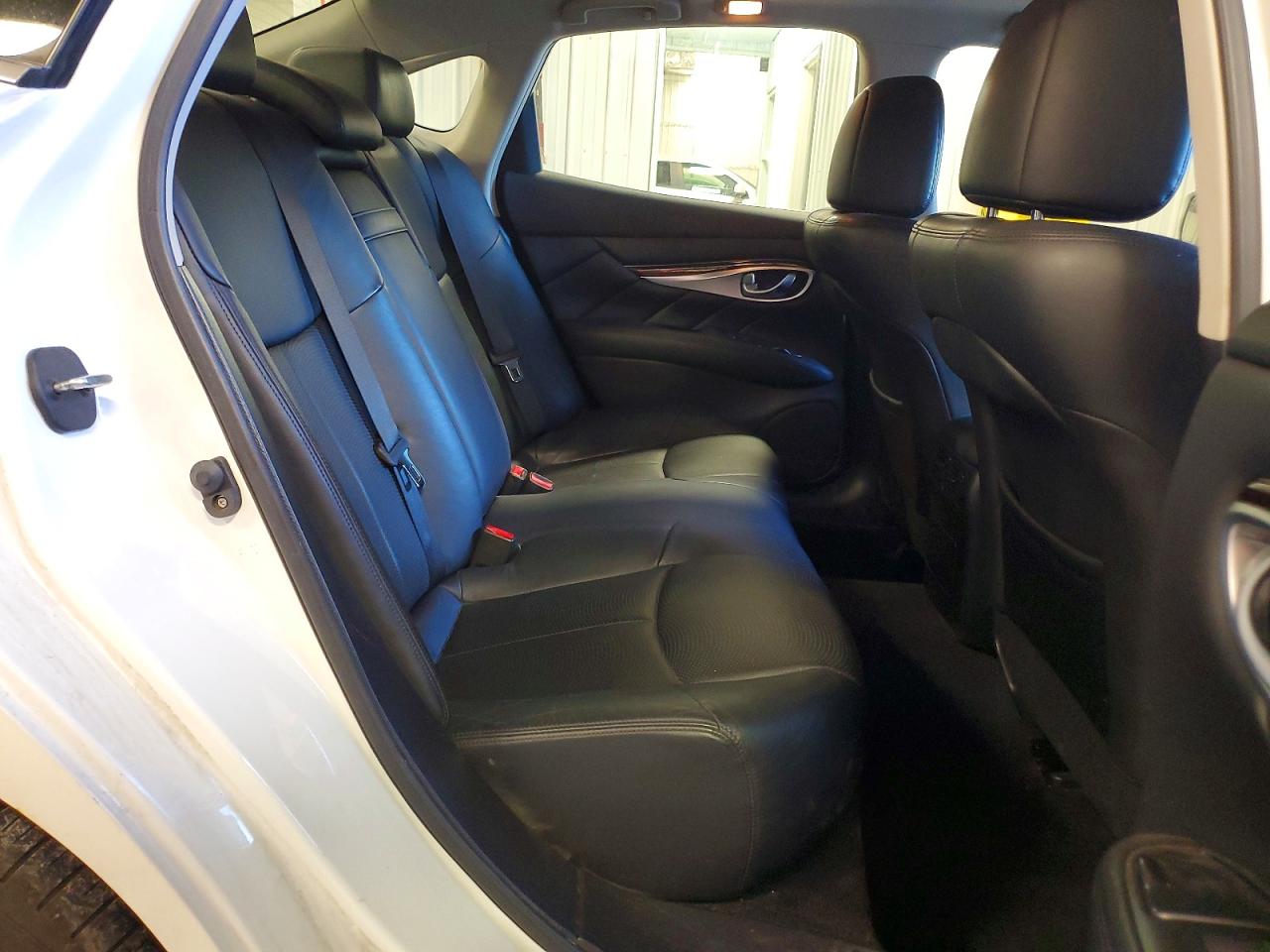 2013 Infiniti M37 X White vin: JN1BY1AR0DM600832