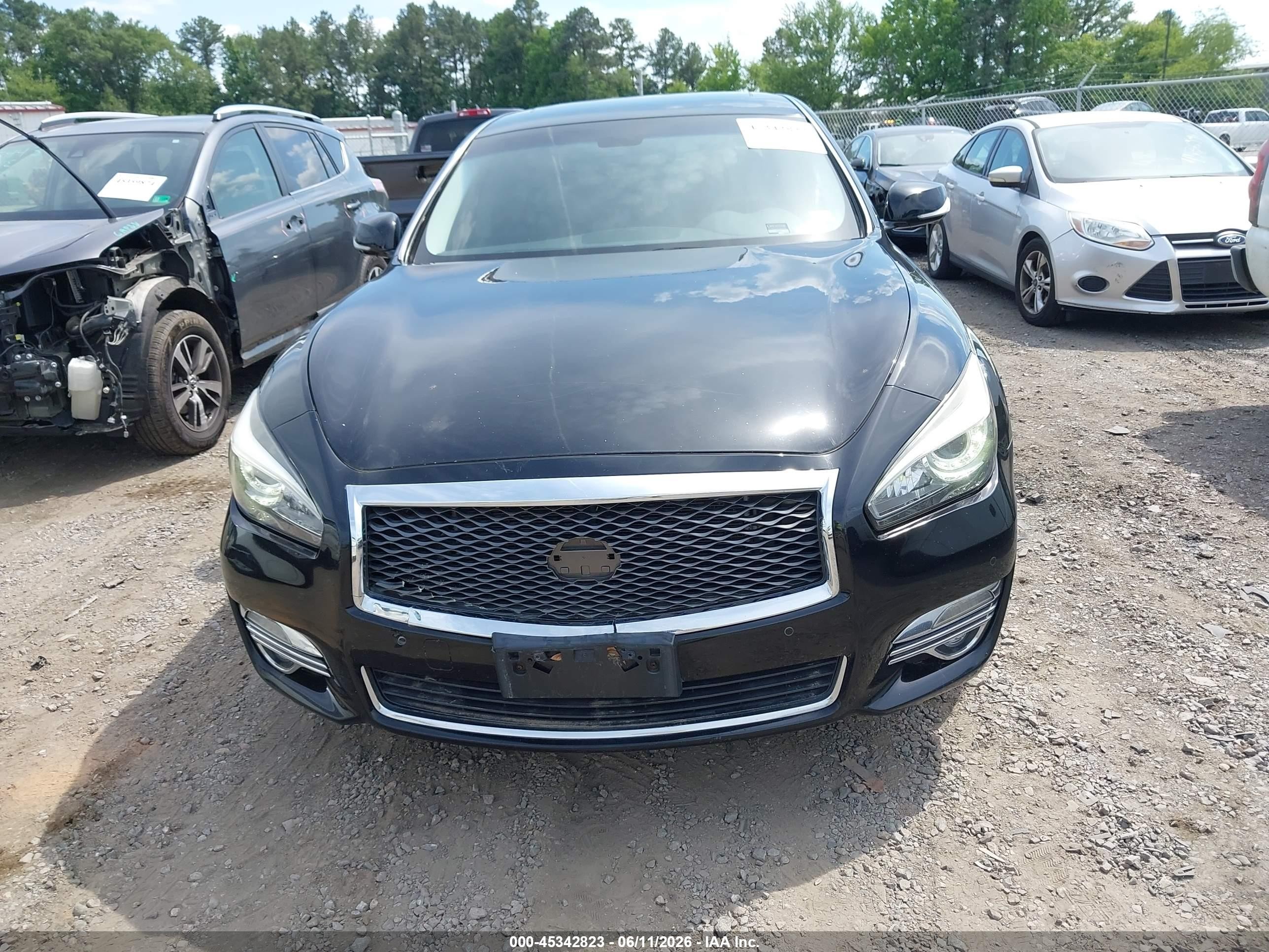 2015 Infiniti Q70 3.7x Black vin: JN1BY1AR0FM561050