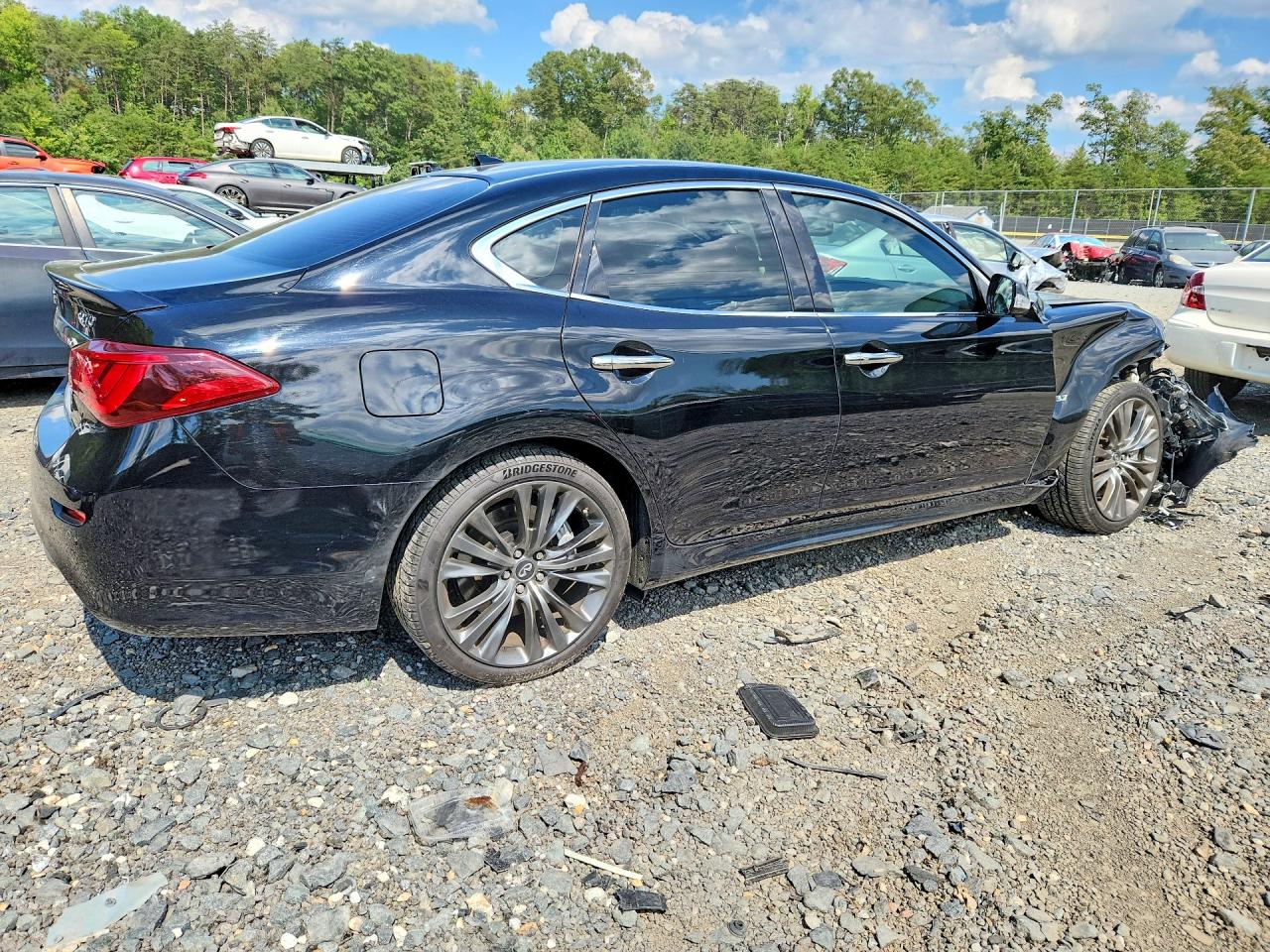 2018 Infiniti Q70 3.7 Luxe Black vin: JN1BY1AR0JM220451