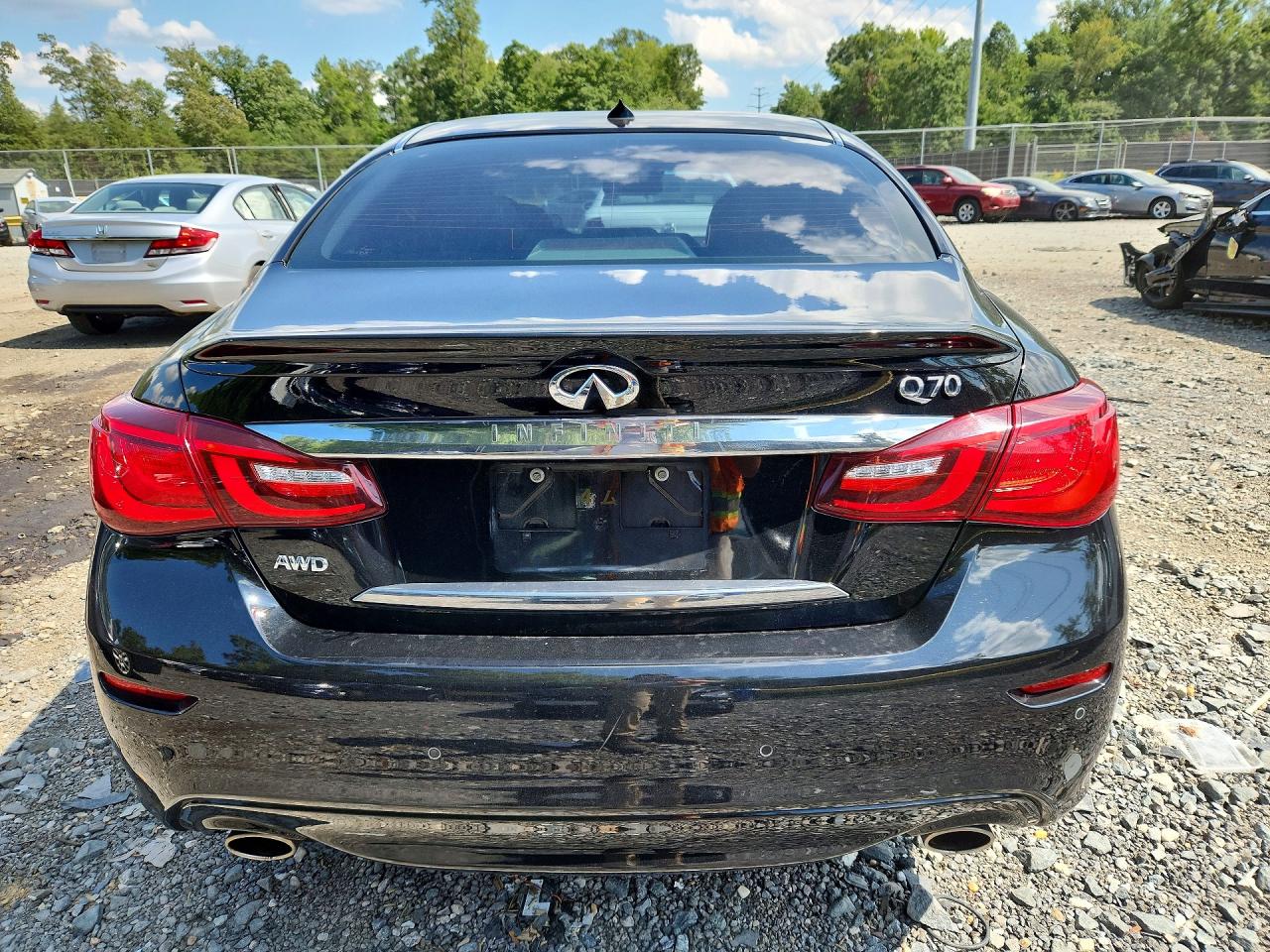 2018 Infiniti Q70 3.7 Luxe Black vin: JN1BY1AR0JM220451