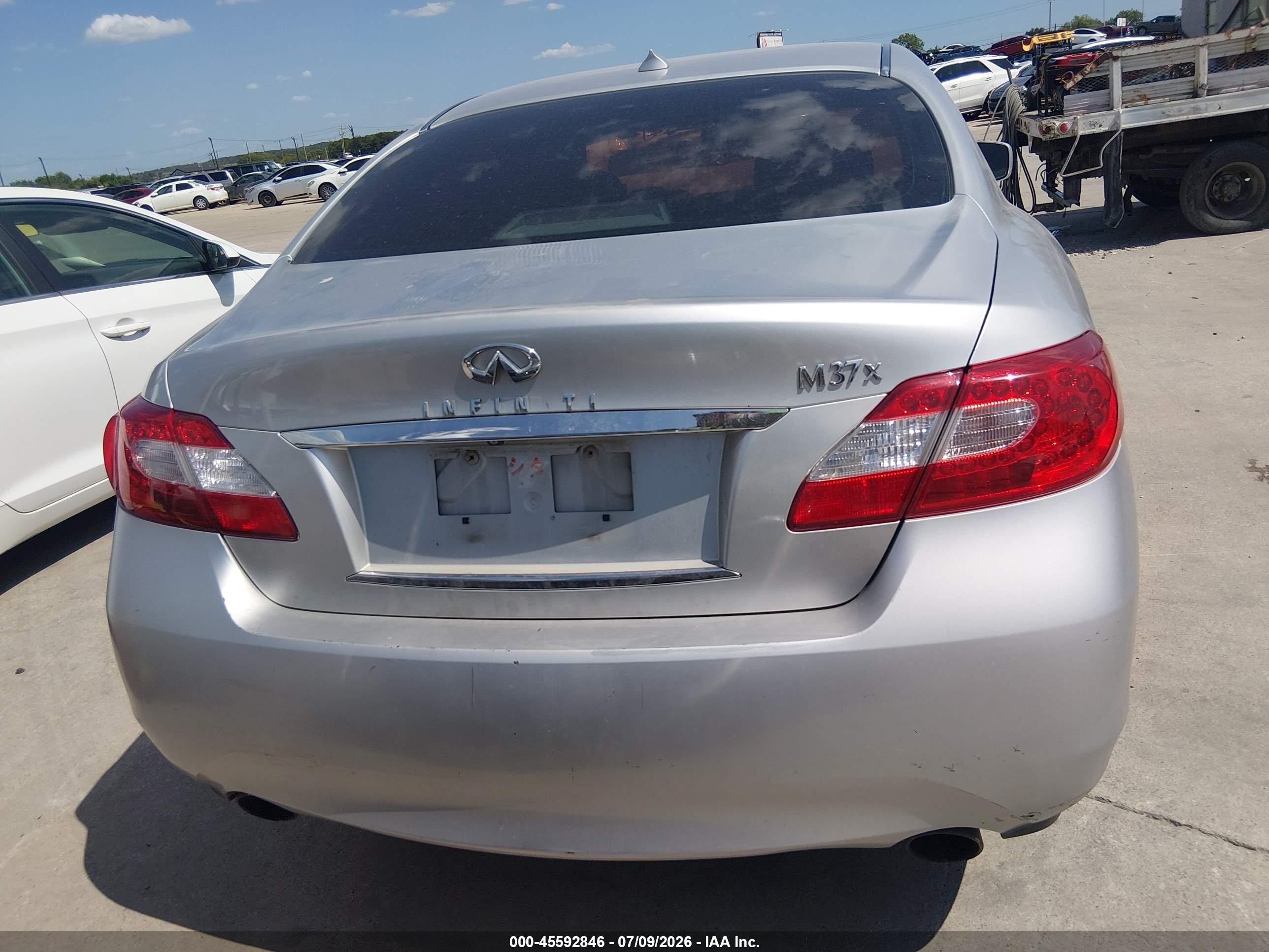 2011 Infiniti M37x   Gray vin: JN1BY1AR1BM371896