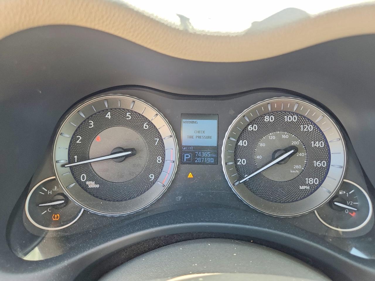 2015 Infiniti Q70 3.7 Gray vin: JN1BY1AR1FM562143