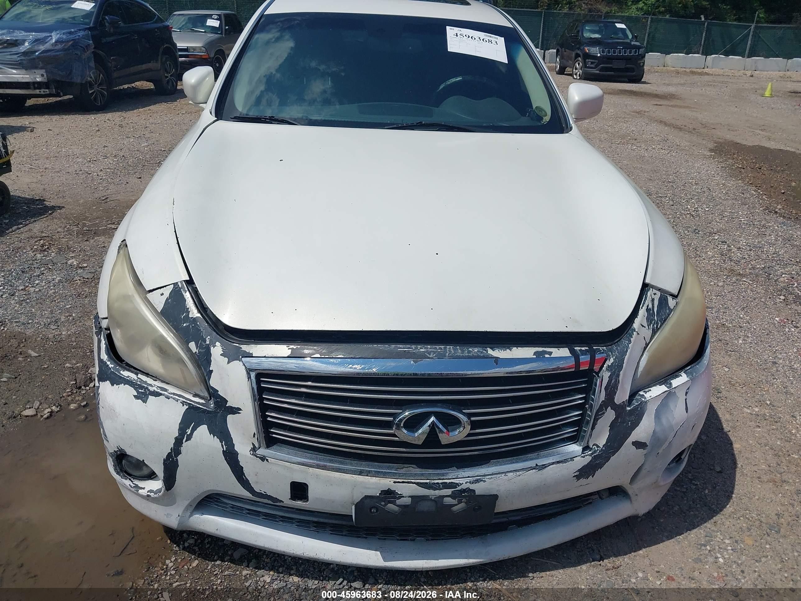 2011 Infiniti M37x   White vin: JN1BY1AR2BM372118