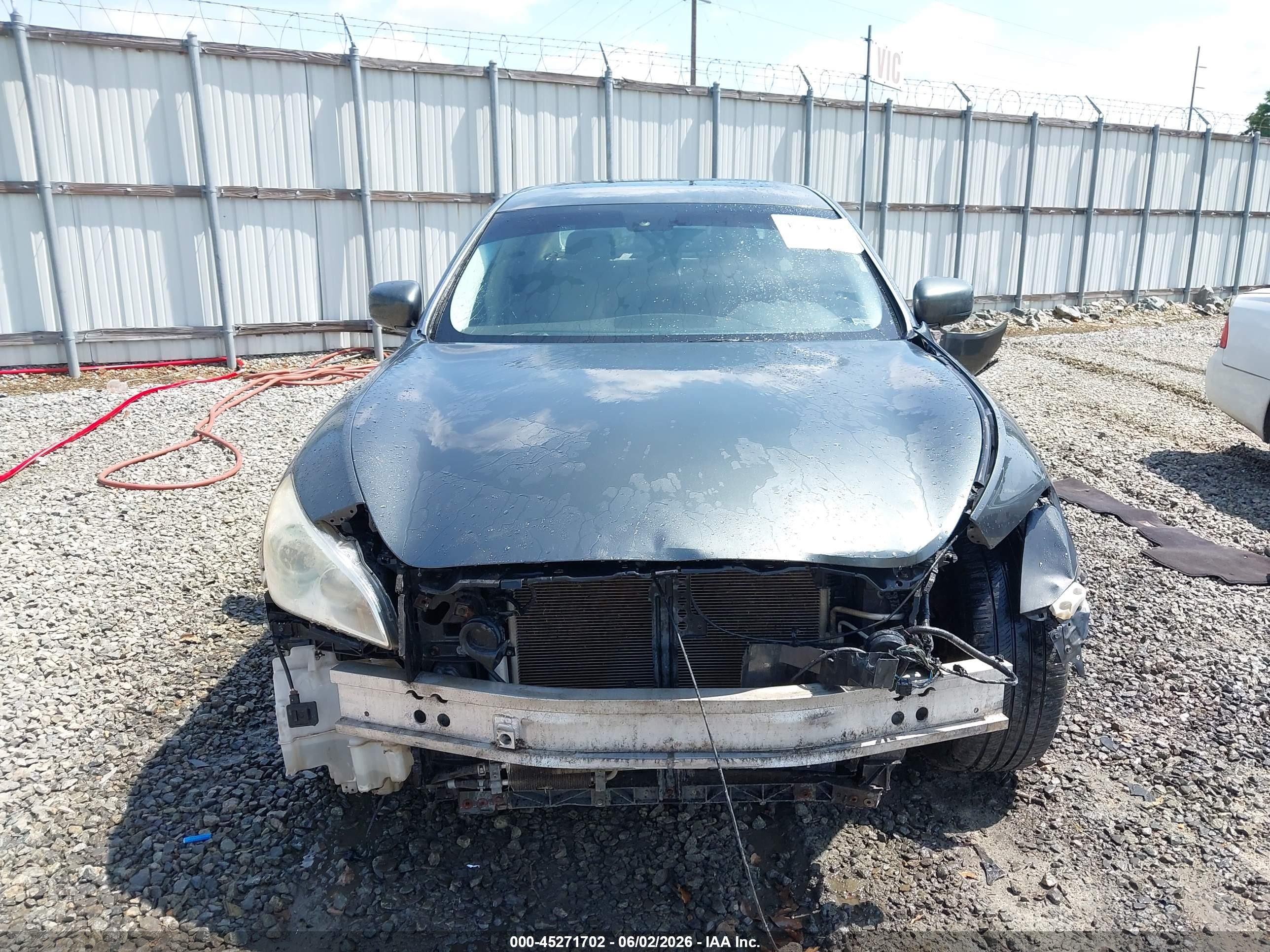 2011 Infiniti M37x   Gray vin: JN1BY1AR2BM375228