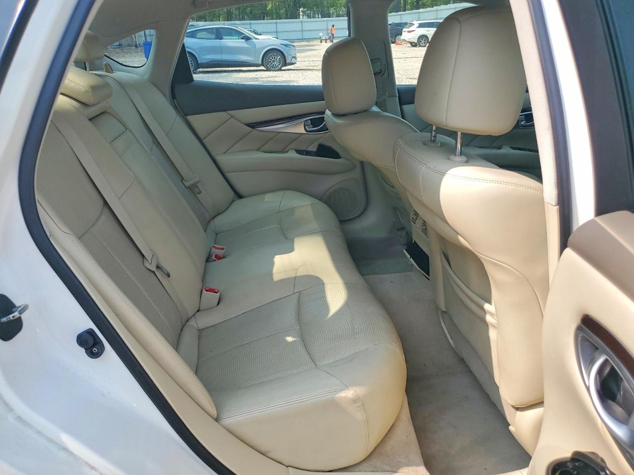 2012 Infiniti M37 X White vin: JN1BY1AR2CM396582