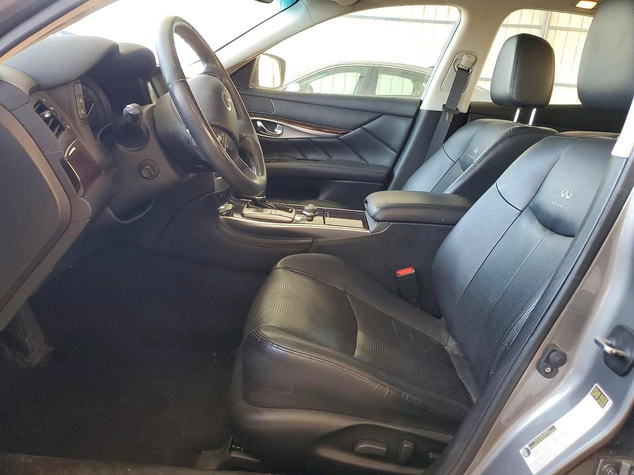 2014 Infiniti Q70 3.7 Gray vin: JN1BY1AR2EM320122