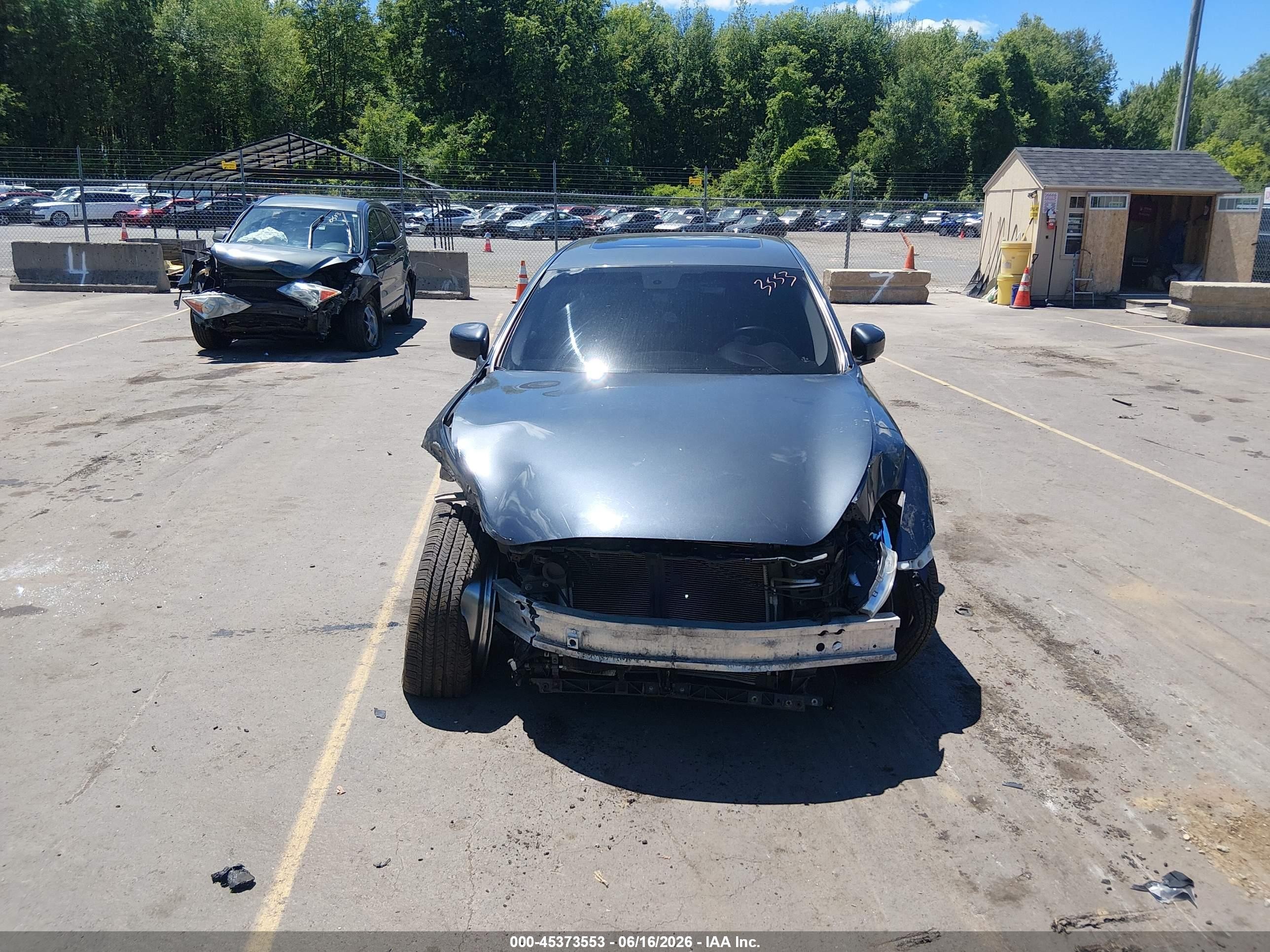 2011 Infiniti M37x   Gray vin: JN1BY1AR3BM370832