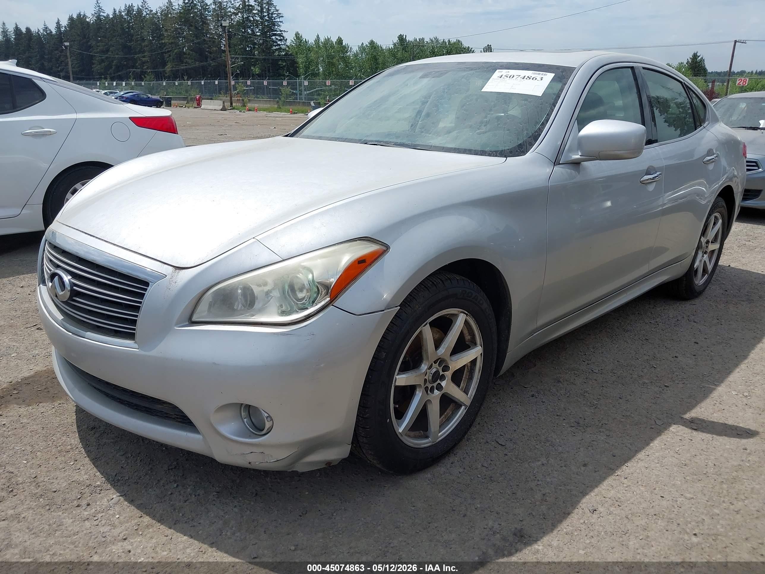 2011 Infiniti M37x Серебряный vin: JN1BY1AR3BM371267