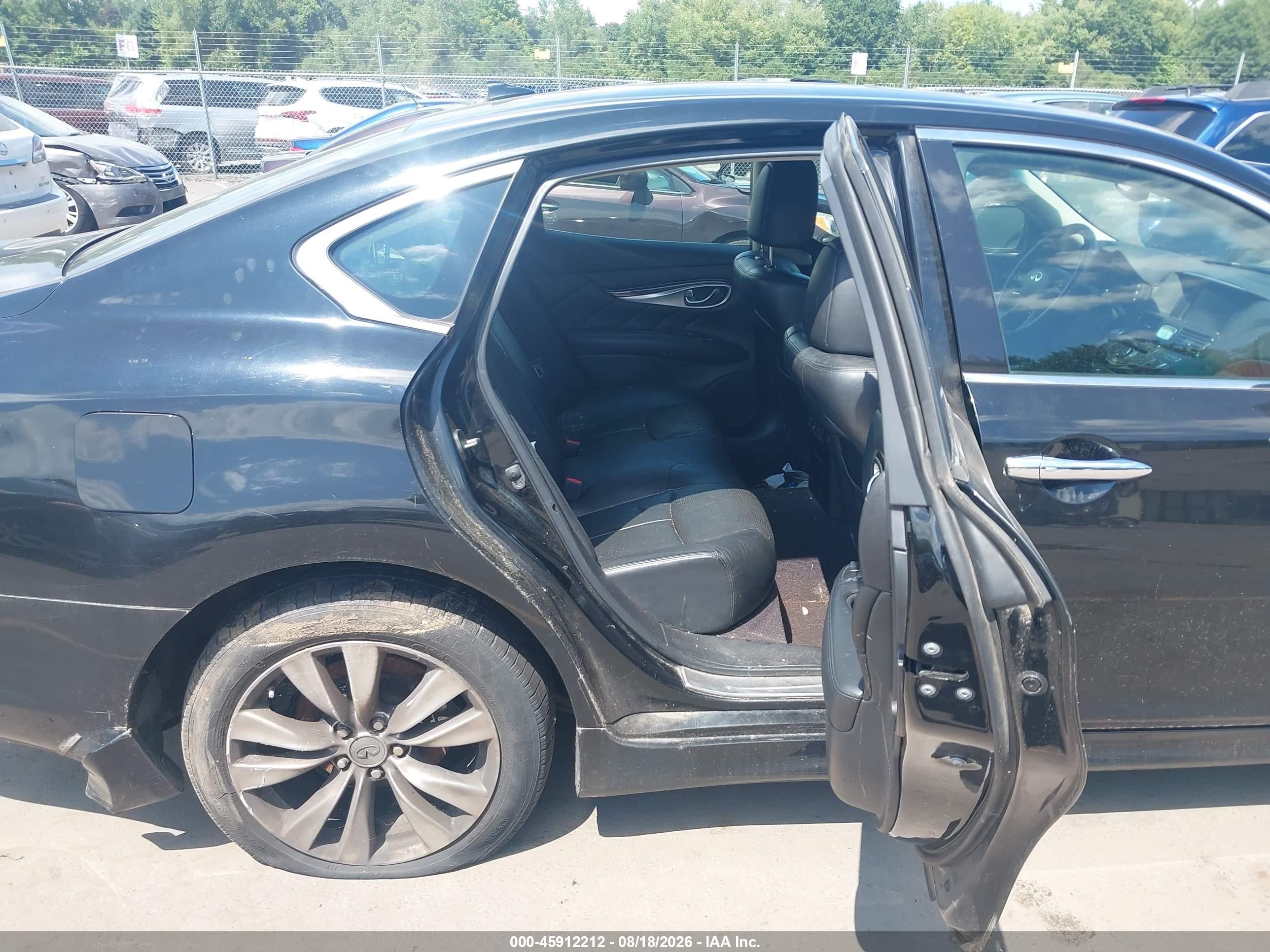 2013 Infiniti M37x   Черный vin: JN1BY1AR3DM603224
