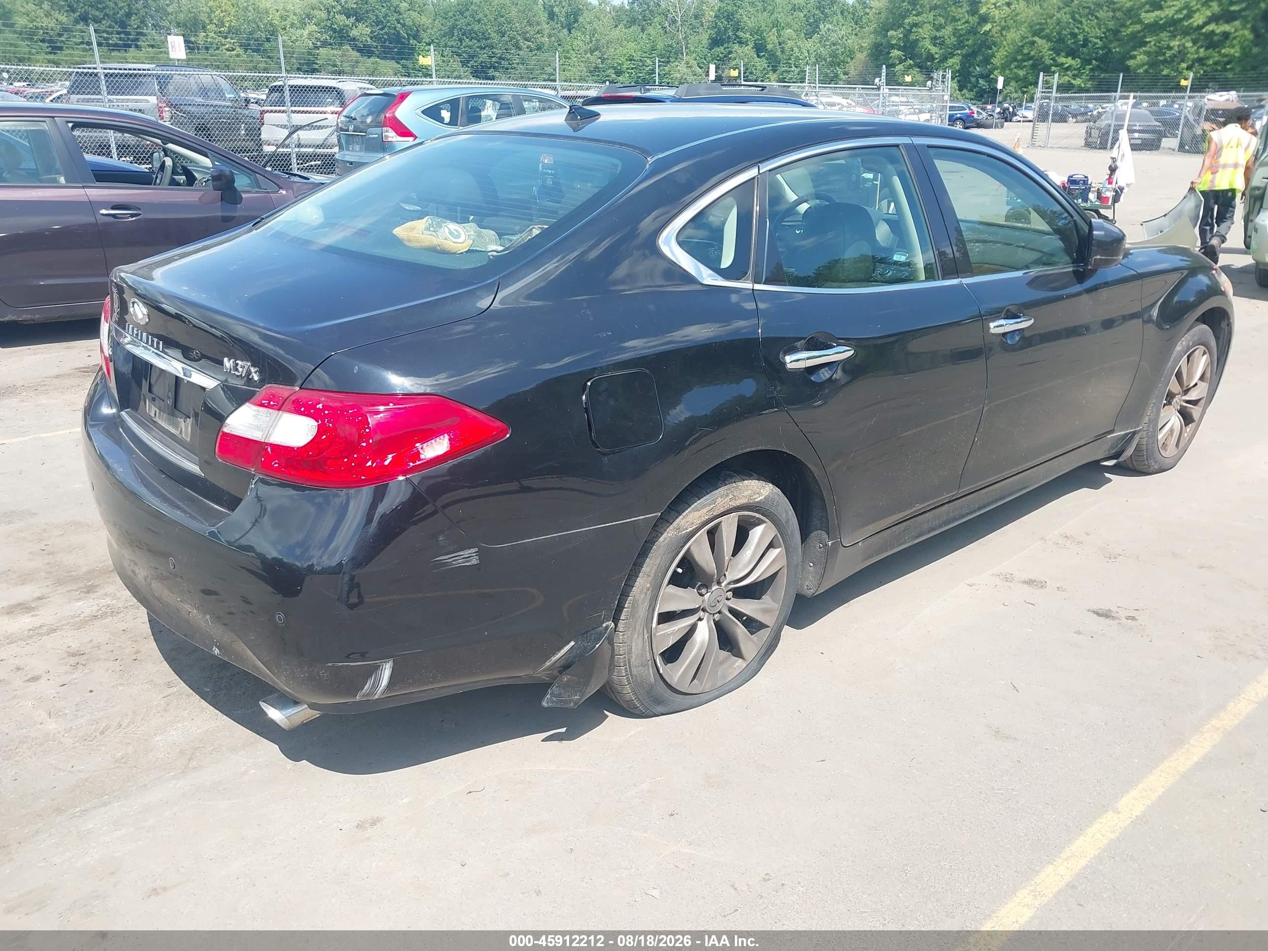 2013 Infiniti M37x   Черный vin: JN1BY1AR3DM603224