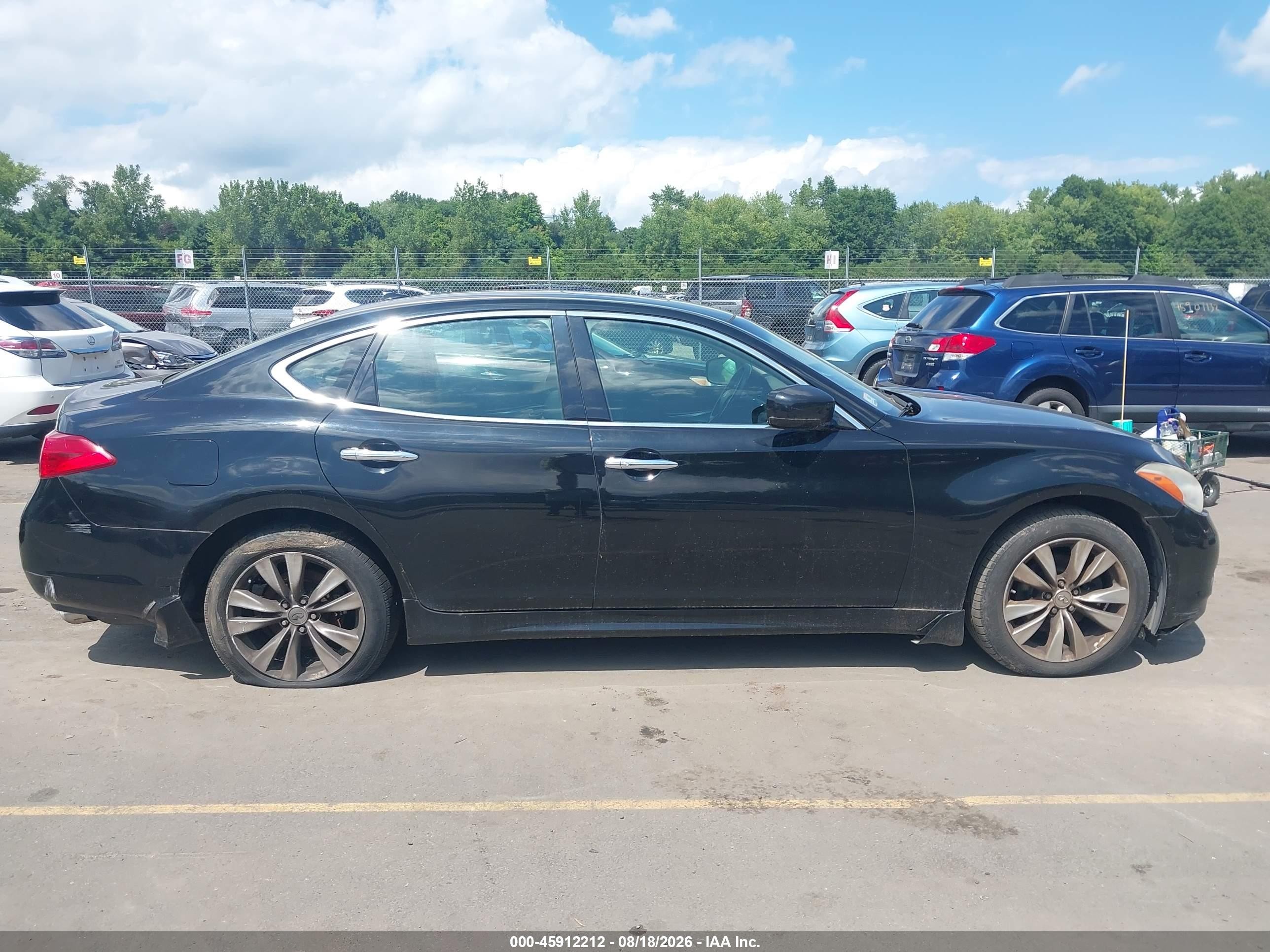 2013 Infiniti M37x   Черный vin: JN1BY1AR3DM603224