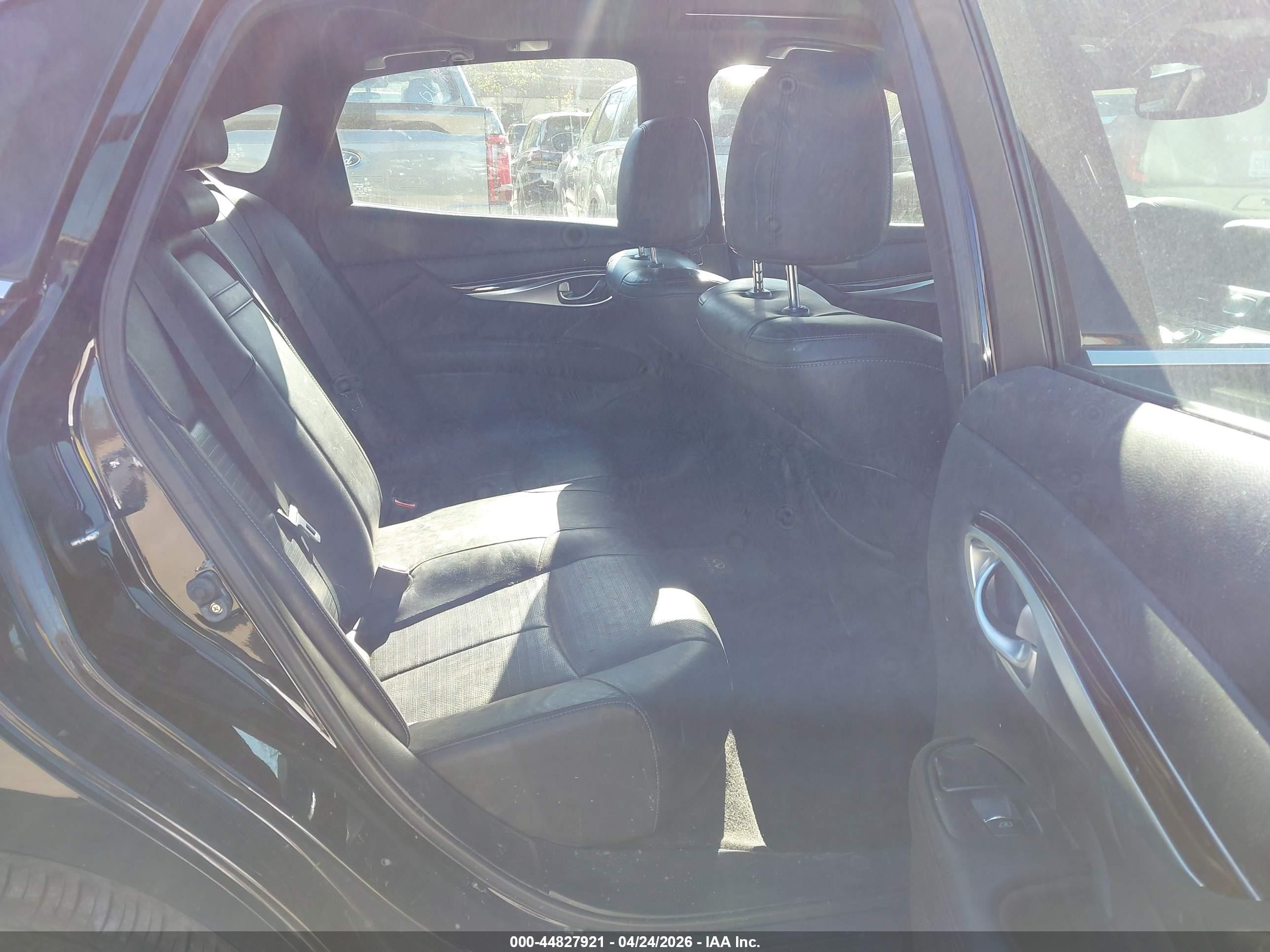 2013 Infiniti M37x   Черный vin: JN1BY1AR3DM604244