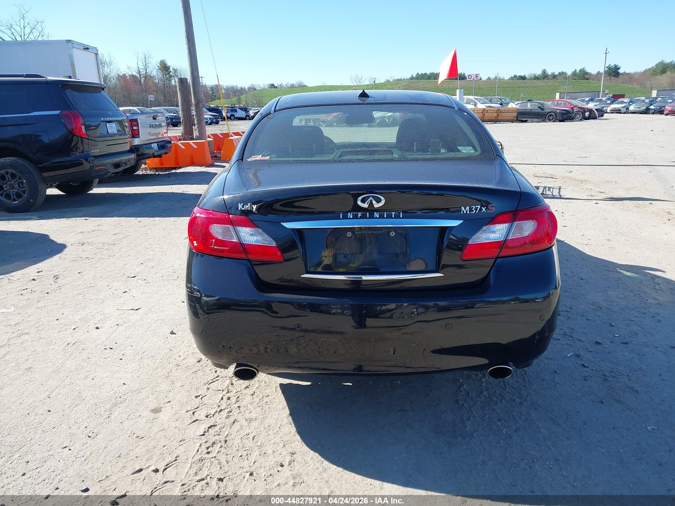 2013 Infiniti M37x   Черный vin: JN1BY1AR3DM604244