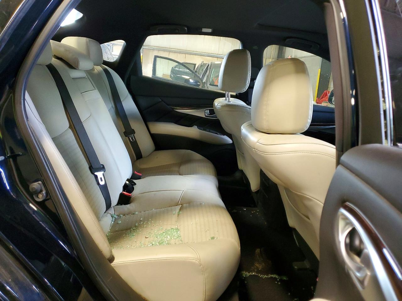 2015 Infiniti Q70 3.7 Blue vin: JN1BY1AR3FM562760