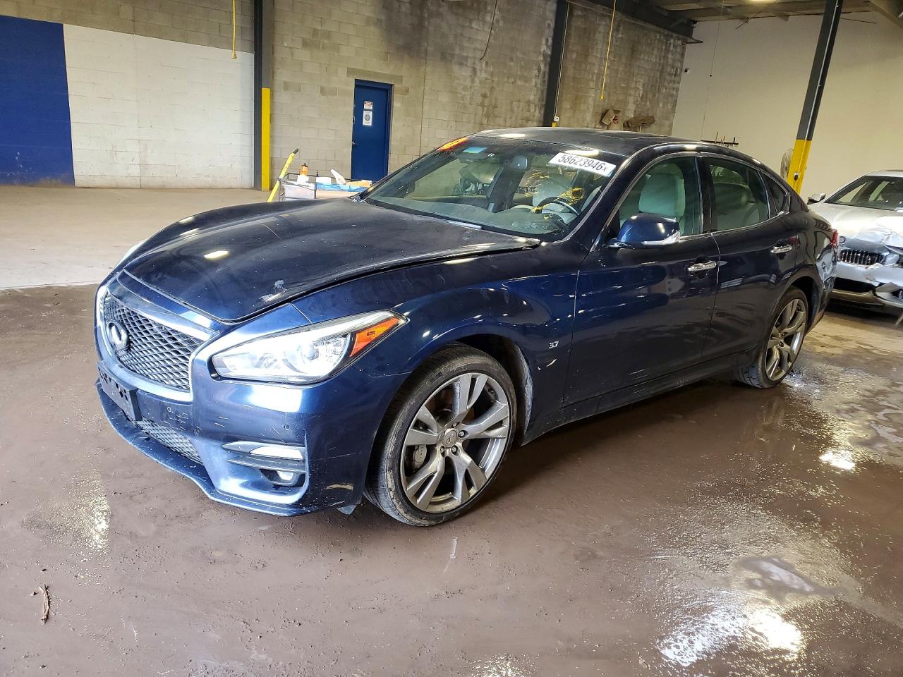 2015 Infiniti Q70 3.7 Blue vin: JN1BY1AR3FM562760